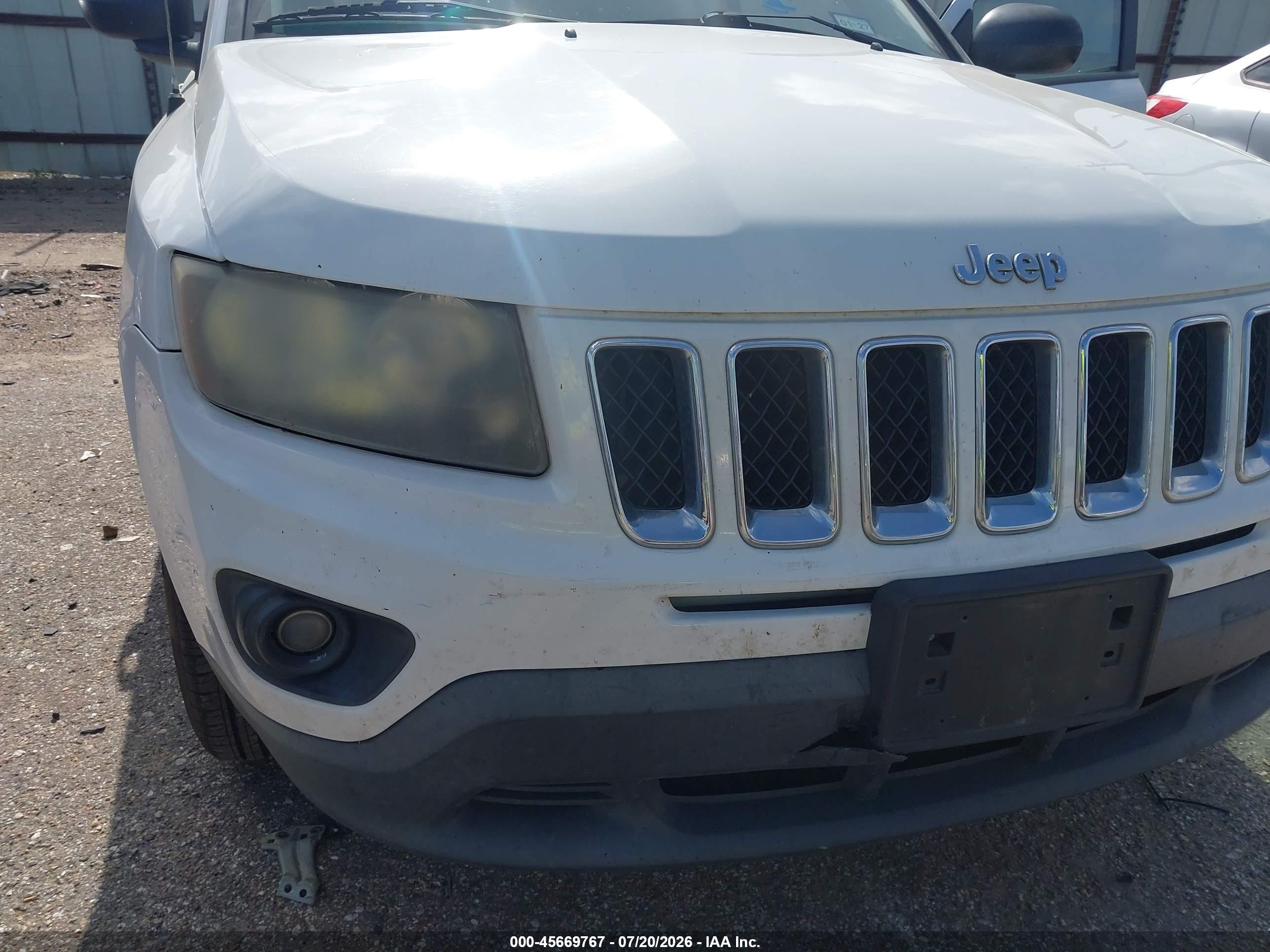 2015 Jeep Compass Sport White vin: 1C4NJCBA6FD190821
