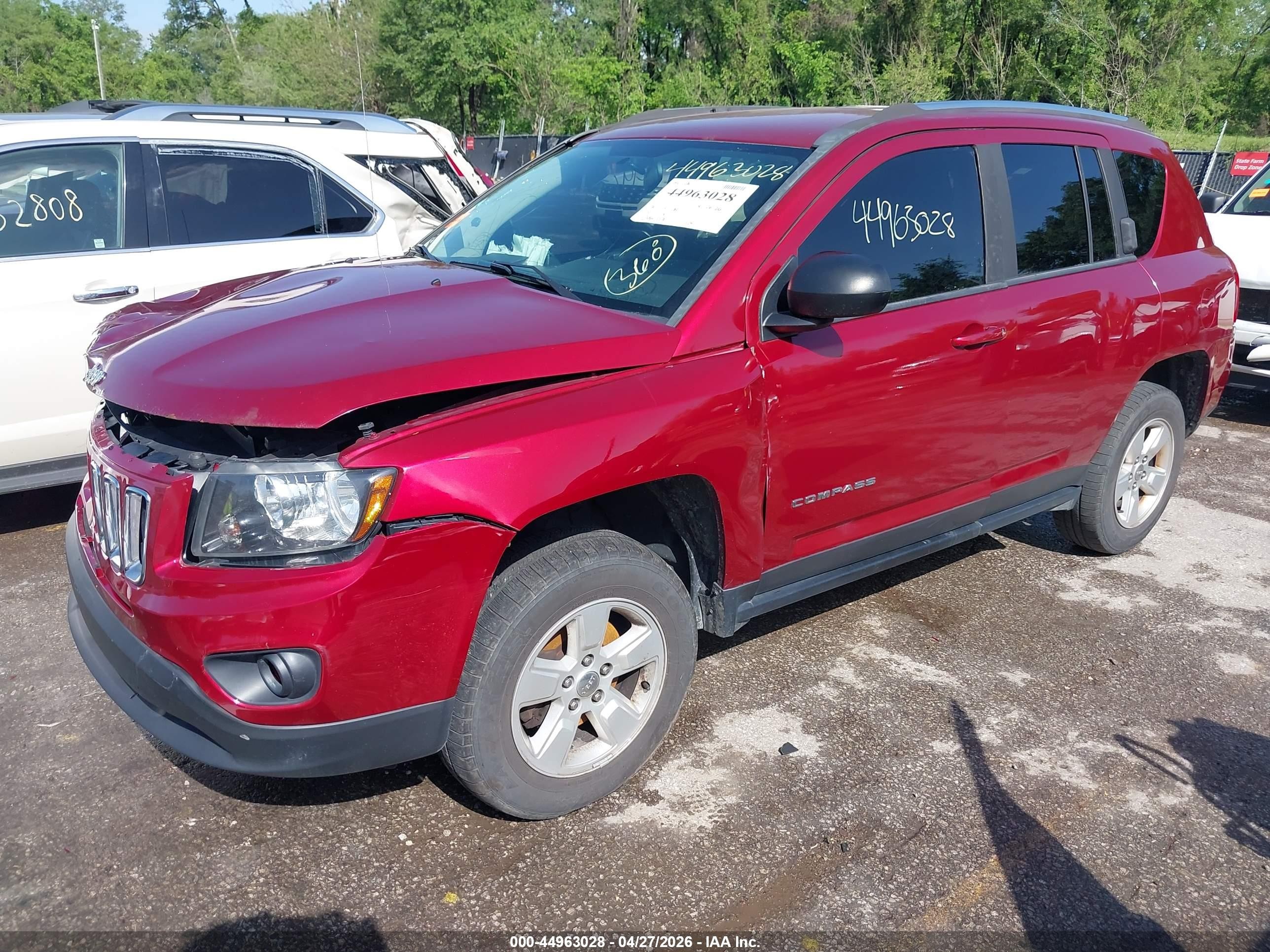 2015 Jeep Compass Sport Red vin: 1C4NJCBA6FD226152