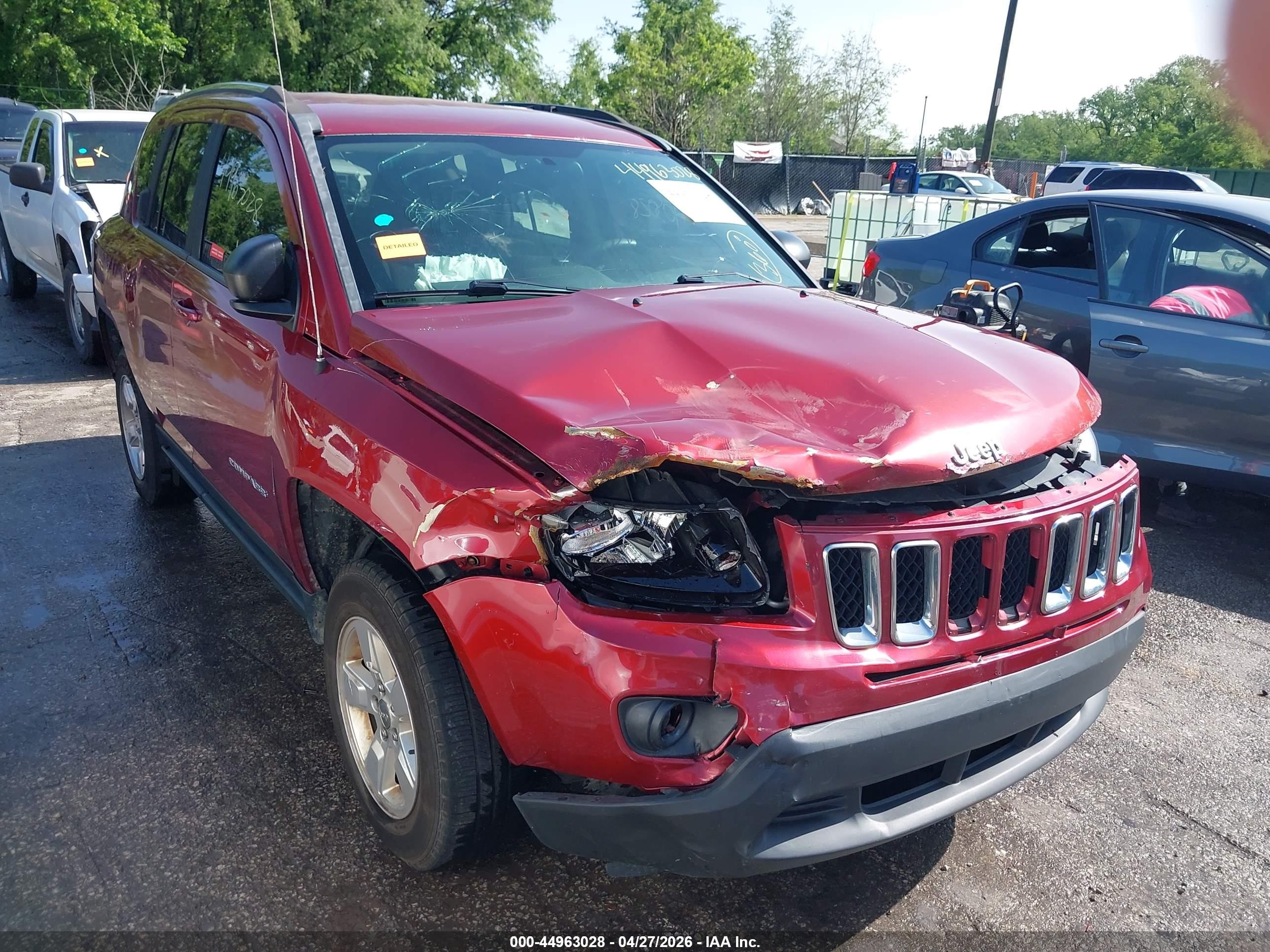 2015 Jeep Compass Sport Red vin: 1C4NJCBA6FD226152