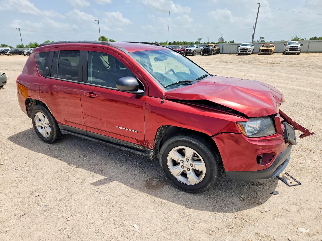 2015 Jeep Compass Sport Red vin: 1C4NJCBA6FD249656