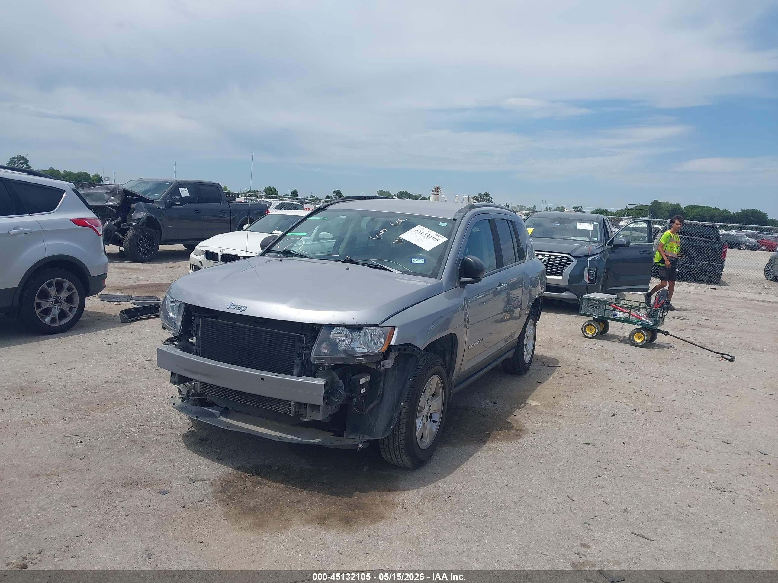 2015 Jeep Compass Sport Silver vin: 1C4NJCBA6FD418526