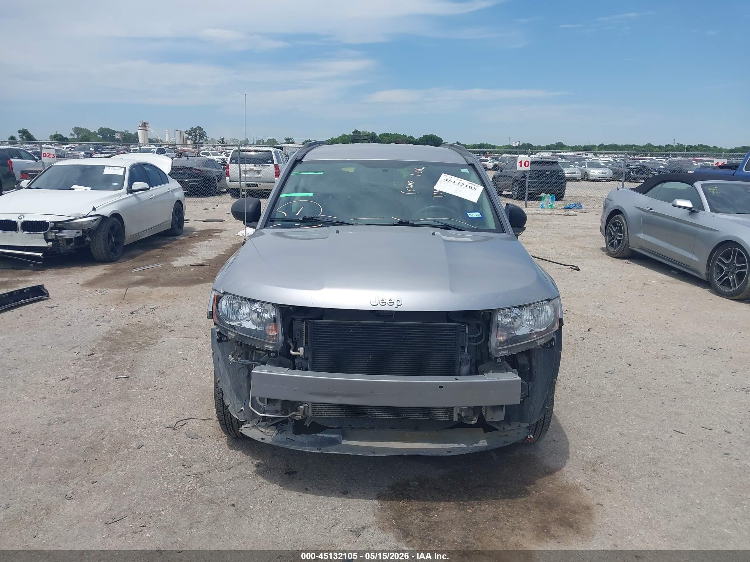2015 Jeep Compass Sport Silver vin: 1C4NJCBA6FD418526