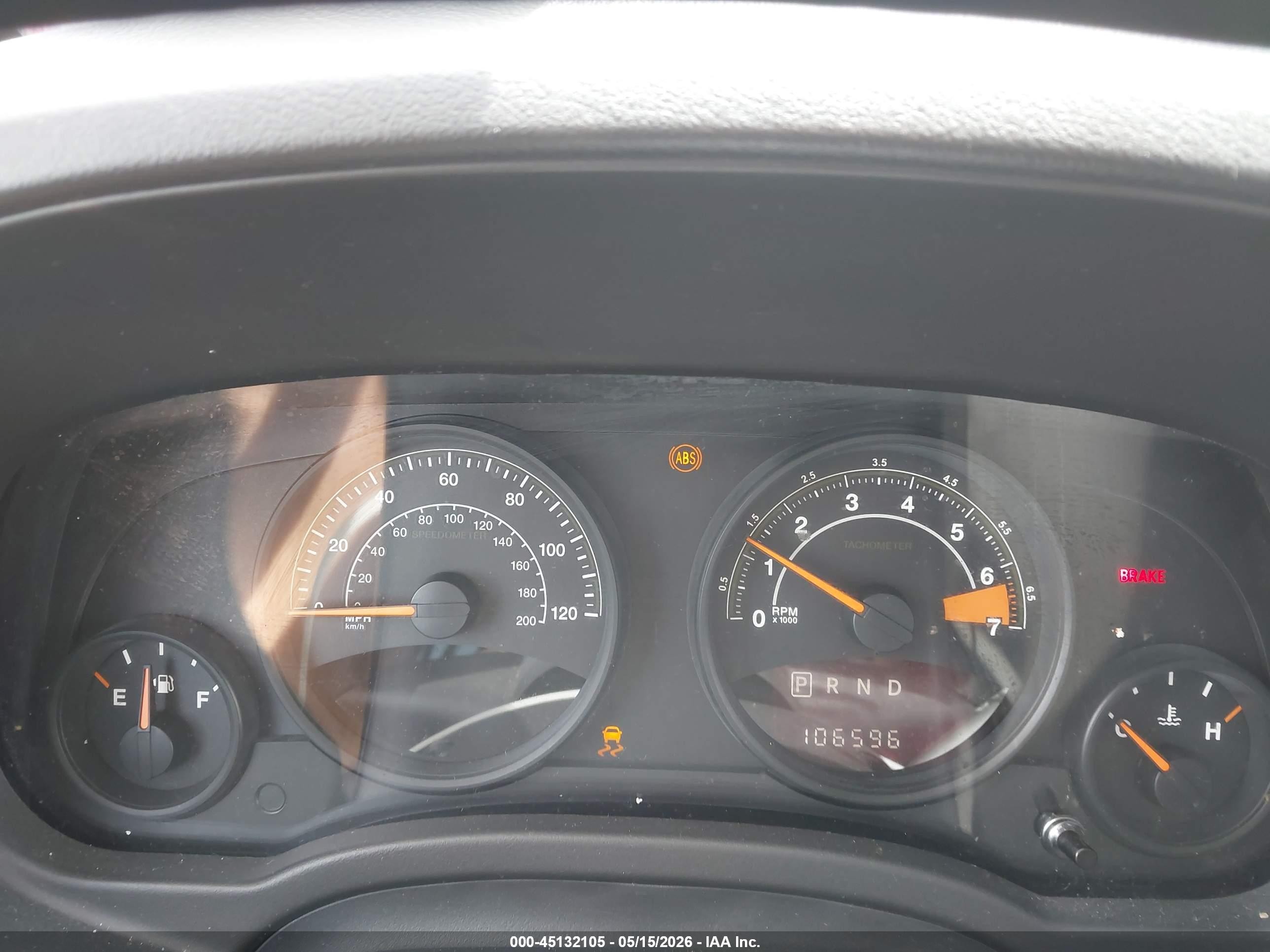 2015 Jeep Compass Sport Silver vin: 1C4NJCBA6FD418526