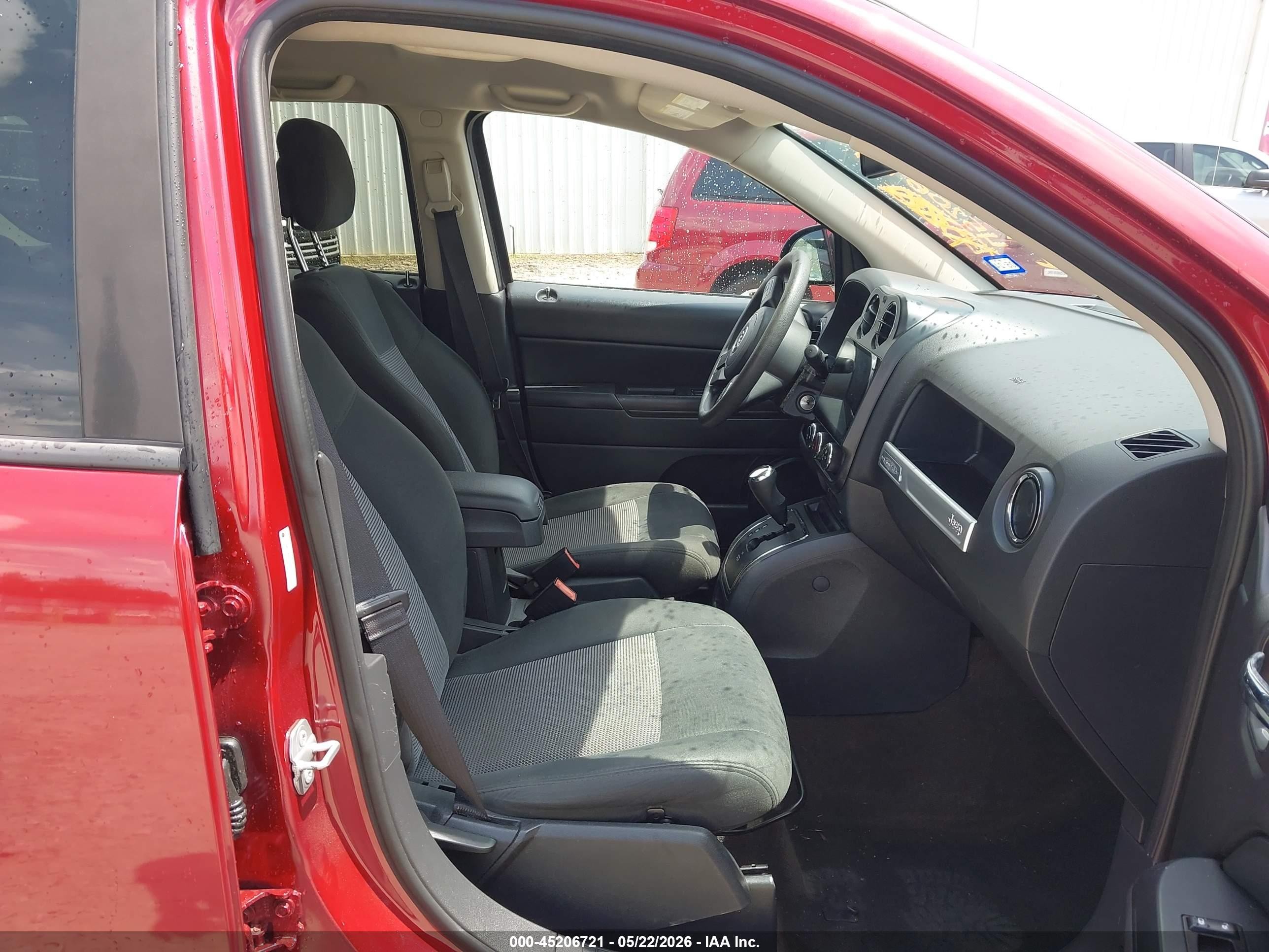 2016 Jeep Compass Sport Red vin: 1C4NJCBA6GD512892