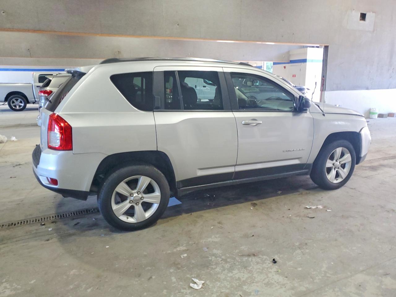 2012 Jeep Compass Sport Silver vin: 1C4NJCBA7CD610548