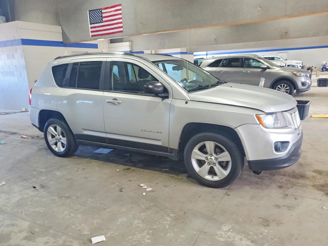 2012 Jeep Compass Sport Silver vin: 1C4NJCBA7CD610548