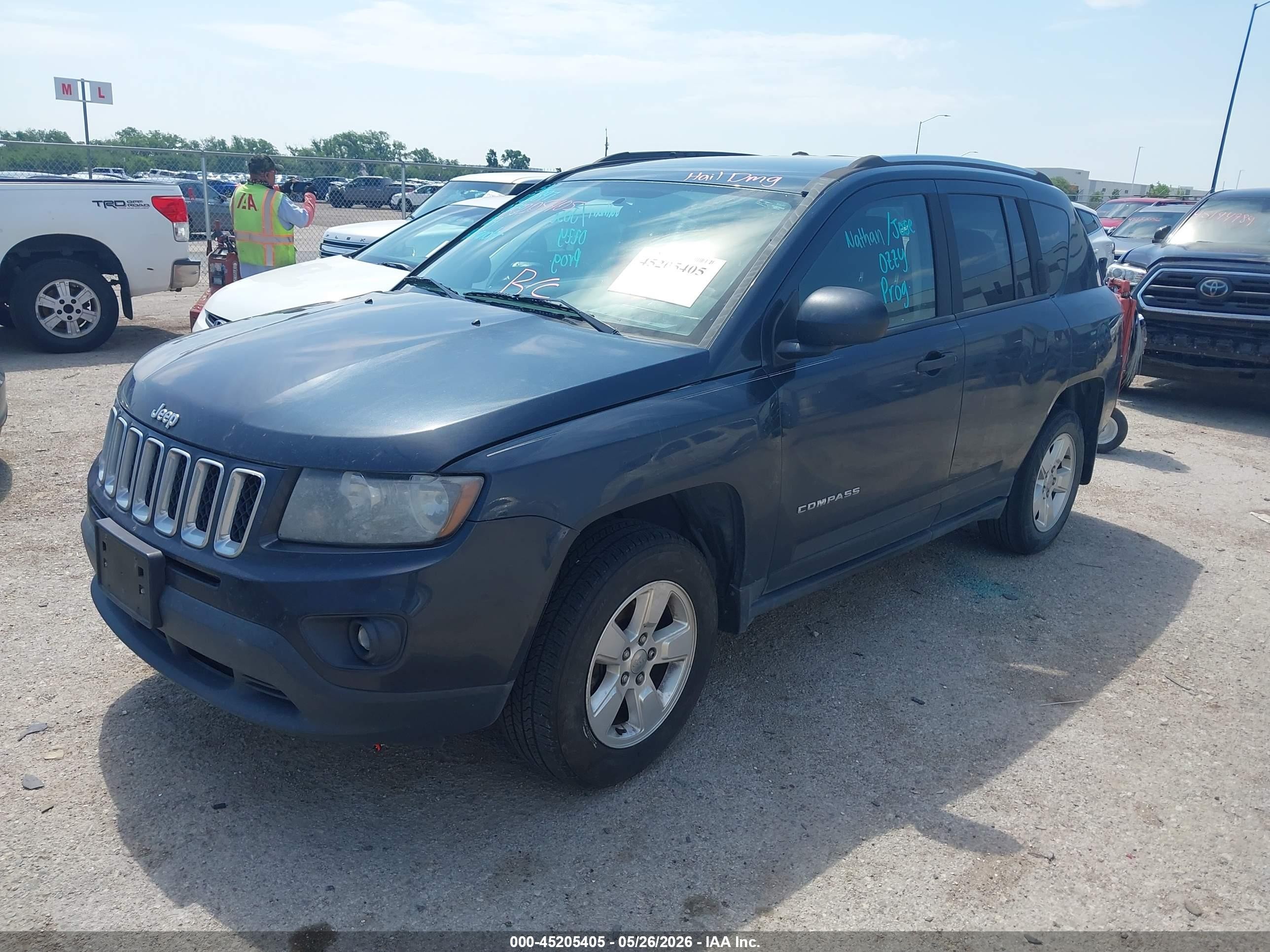 2014 Jeep Compass Sport Gray vin: 1C4NJCBA7ED631242