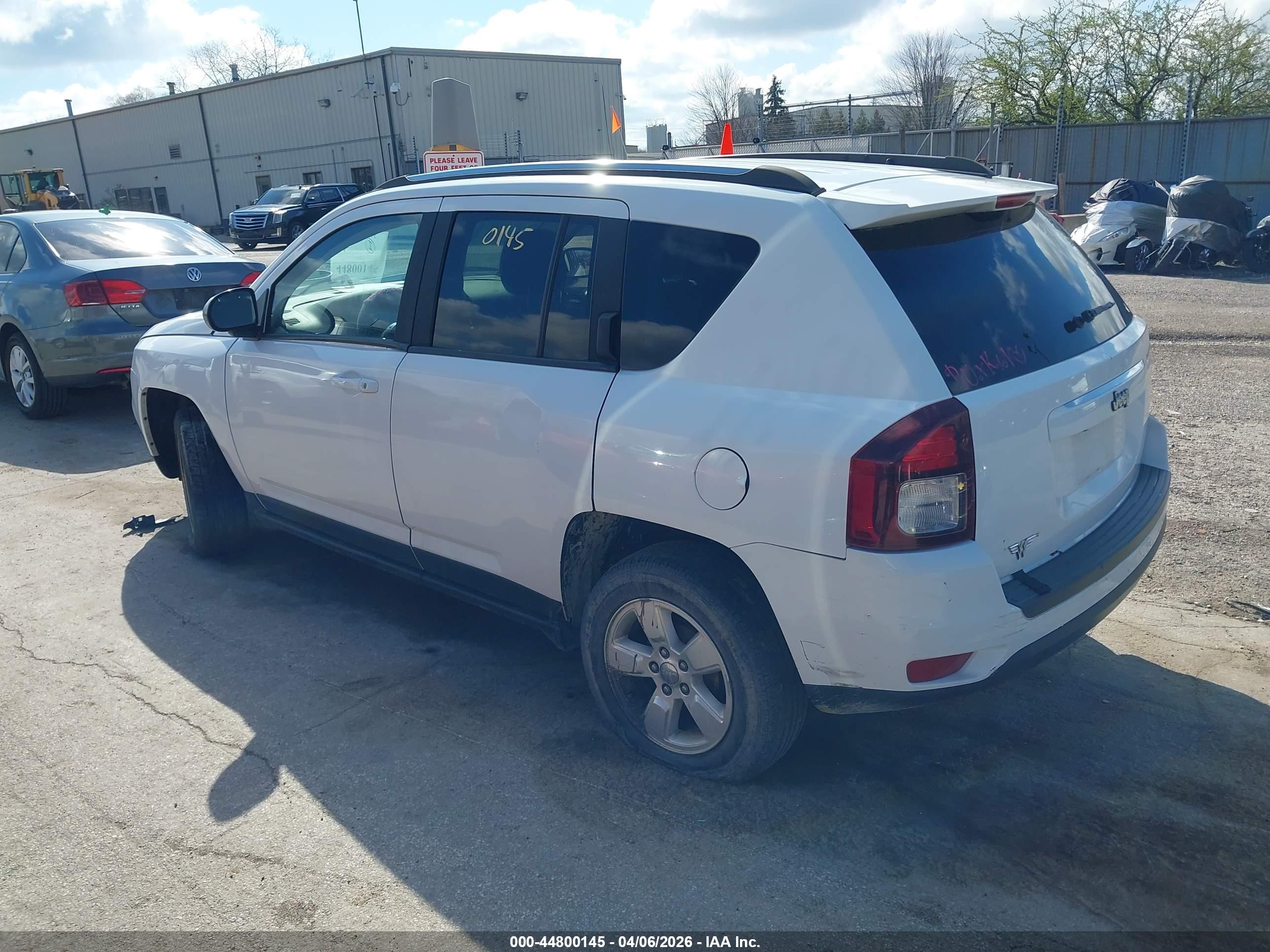 2014 Jeep Compass Sport White vin: 1C4NJCBA7ED801289