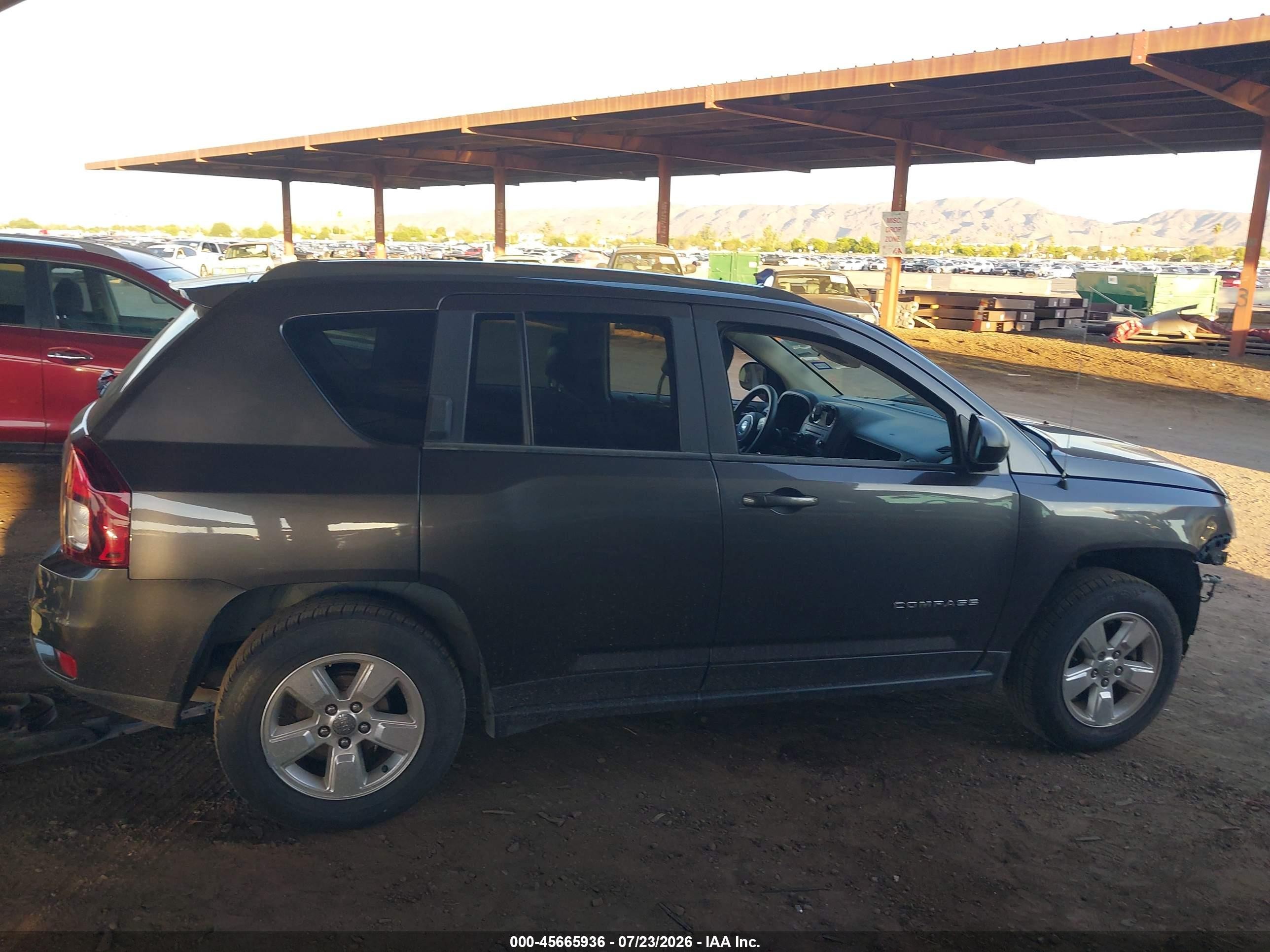 2015 Jeep Compass Sport Gray vin: 1C4NJCBA7FD124472