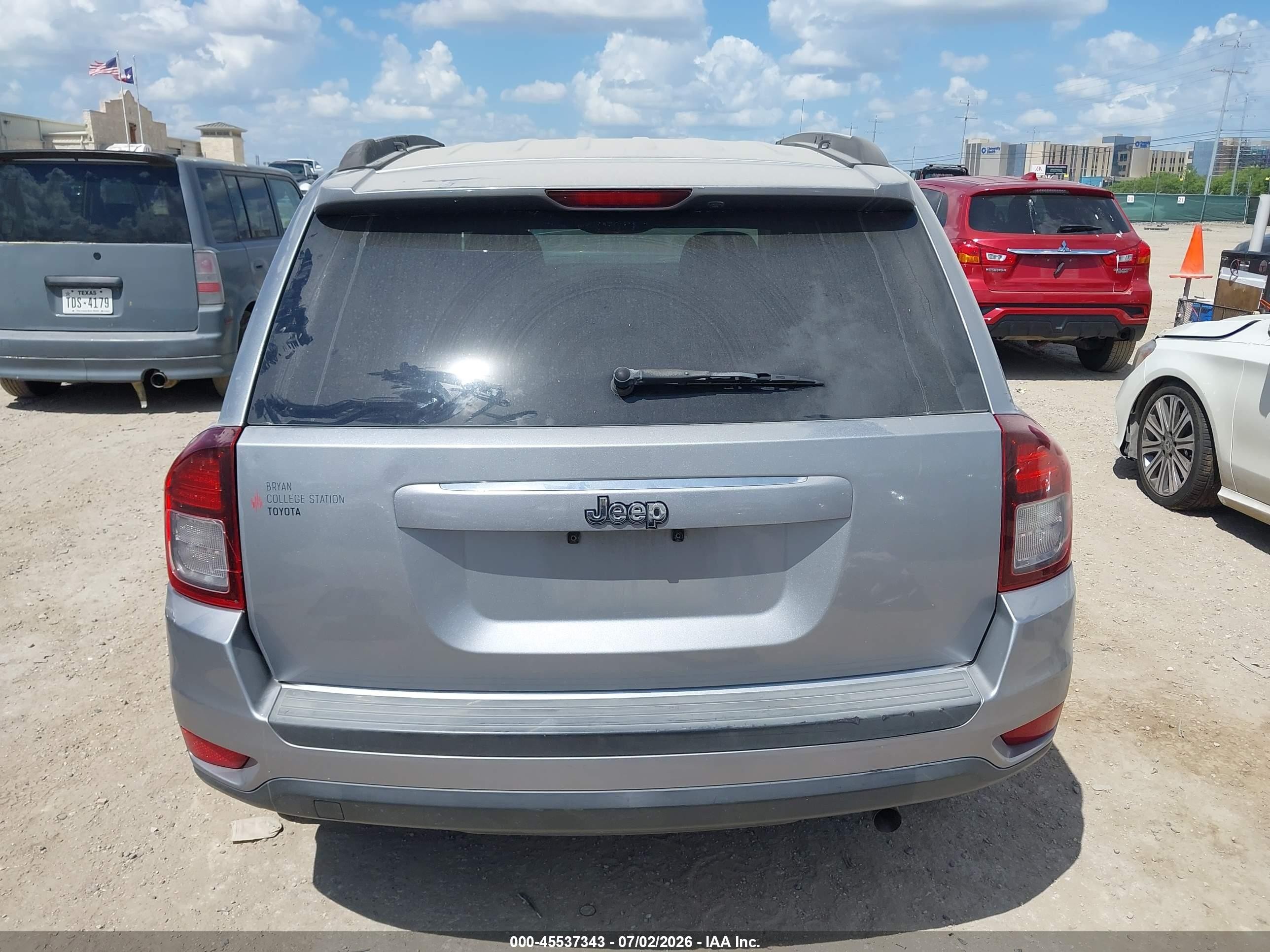 2015 Jeep Compass Sport Серый vin: 1C4NJCBA7FD218822