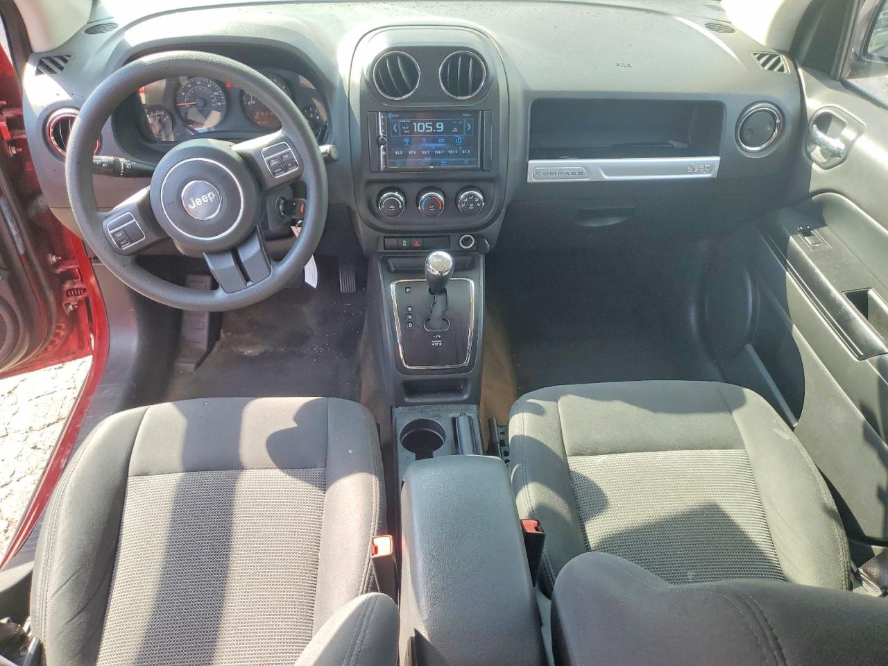 2015 Jeep Compass Sport Red vin: 1C4NJCBA7FD250458