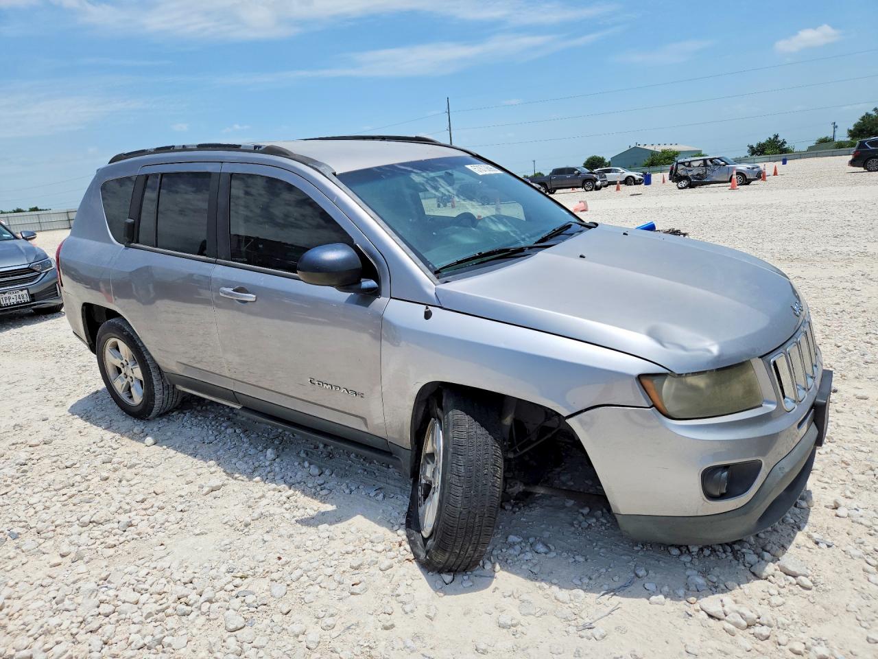 2015 Jeep Compass Sport Silver vin: 1C4NJCBA7FD284755