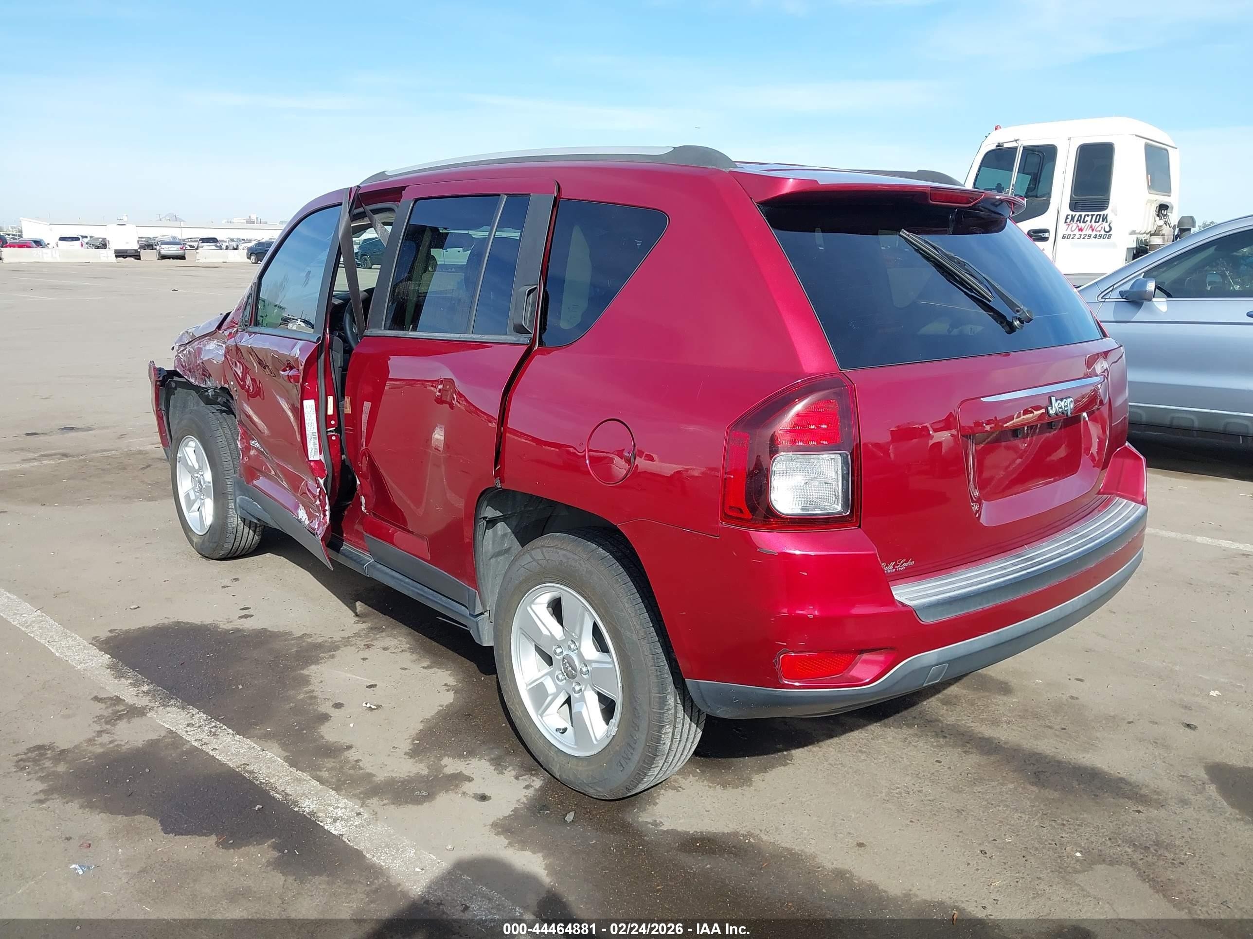 2015 Jeep Compass Sport Red vin: 1C4NJCBA7FD418468