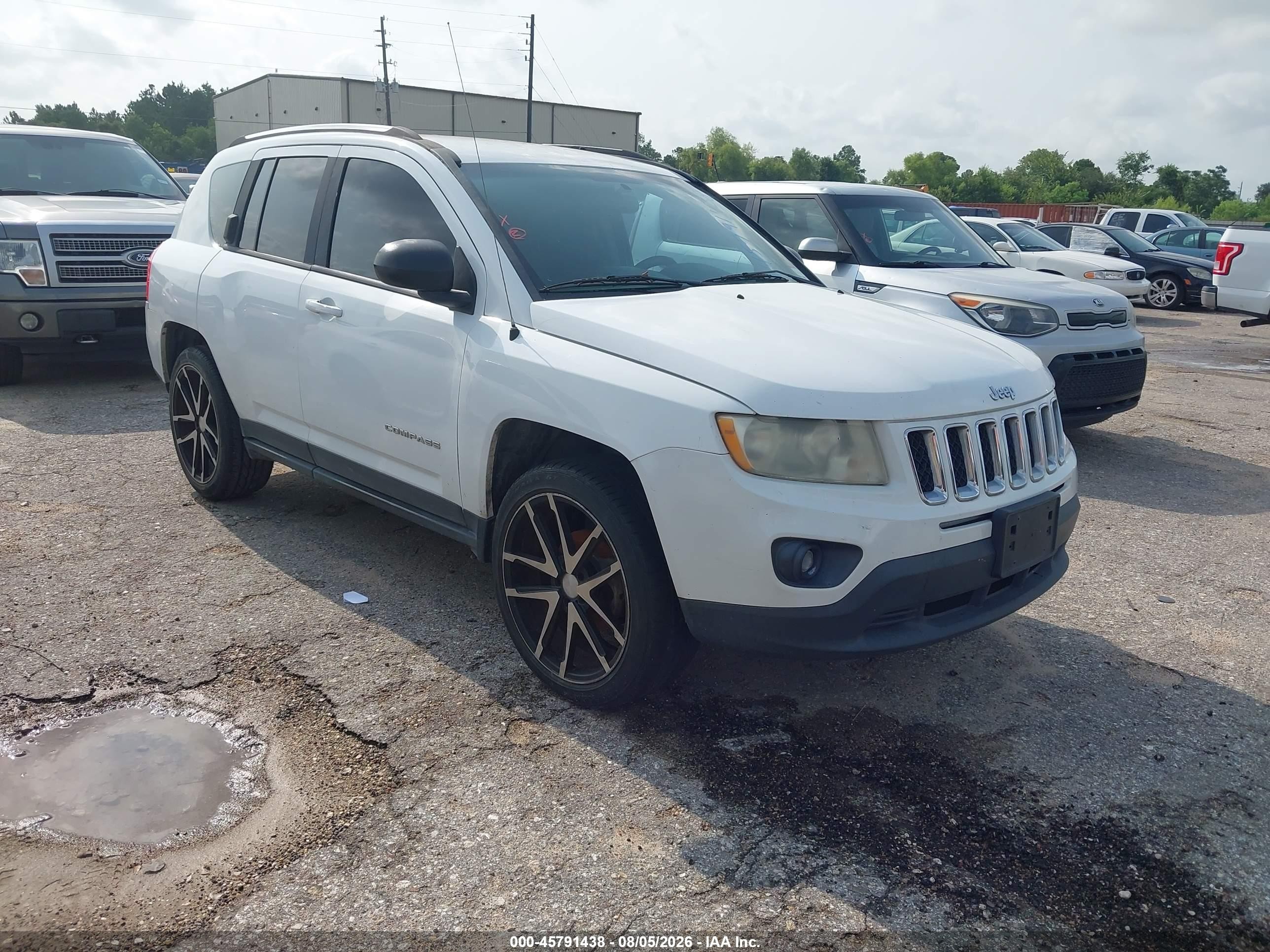 2012 Jeep Compass Sport White vin: 1C4NJCBA8CD550571