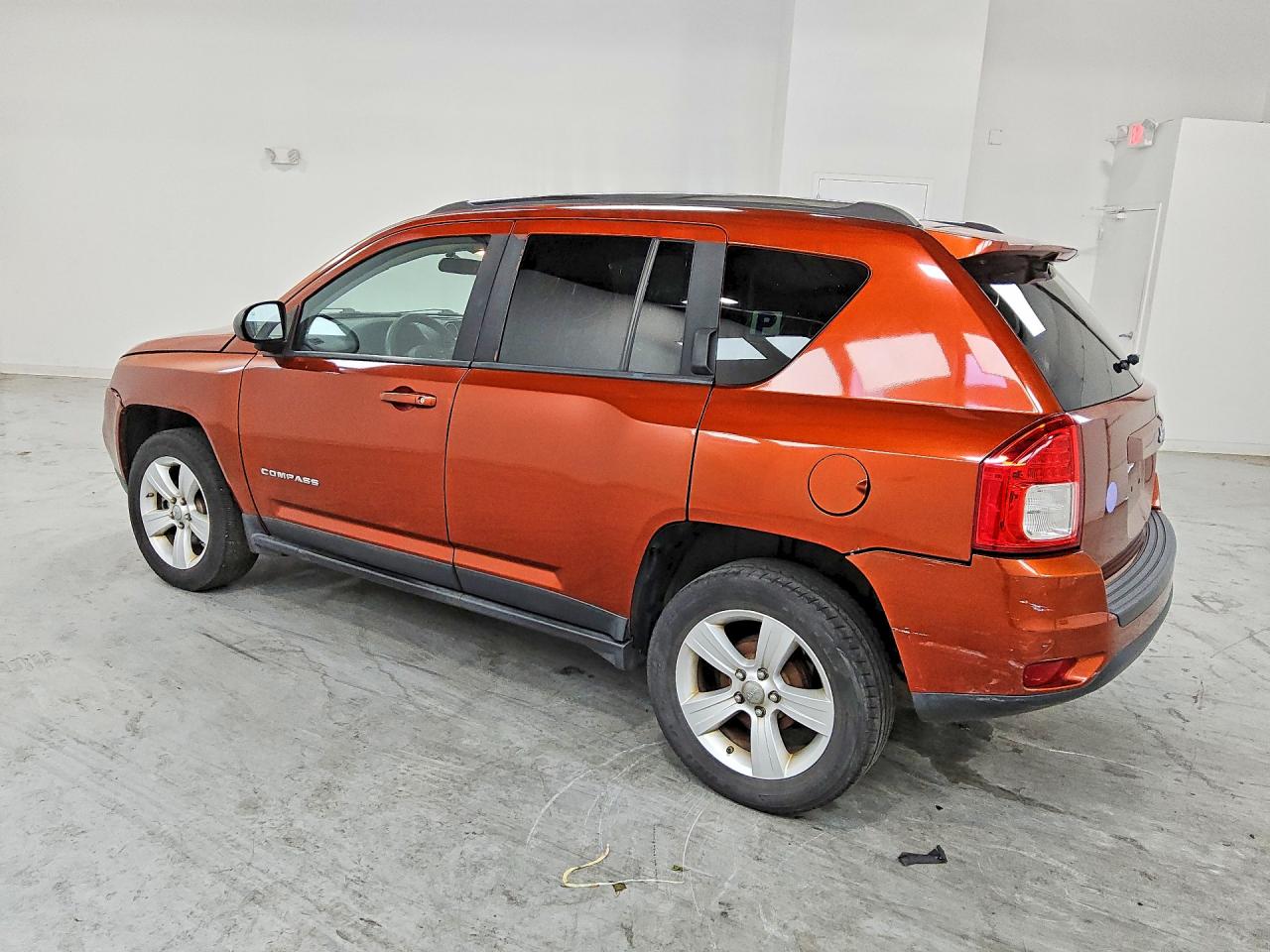 2012 Jeep Compass Sport Orange vin: 1C4NJCBA8CD605892
