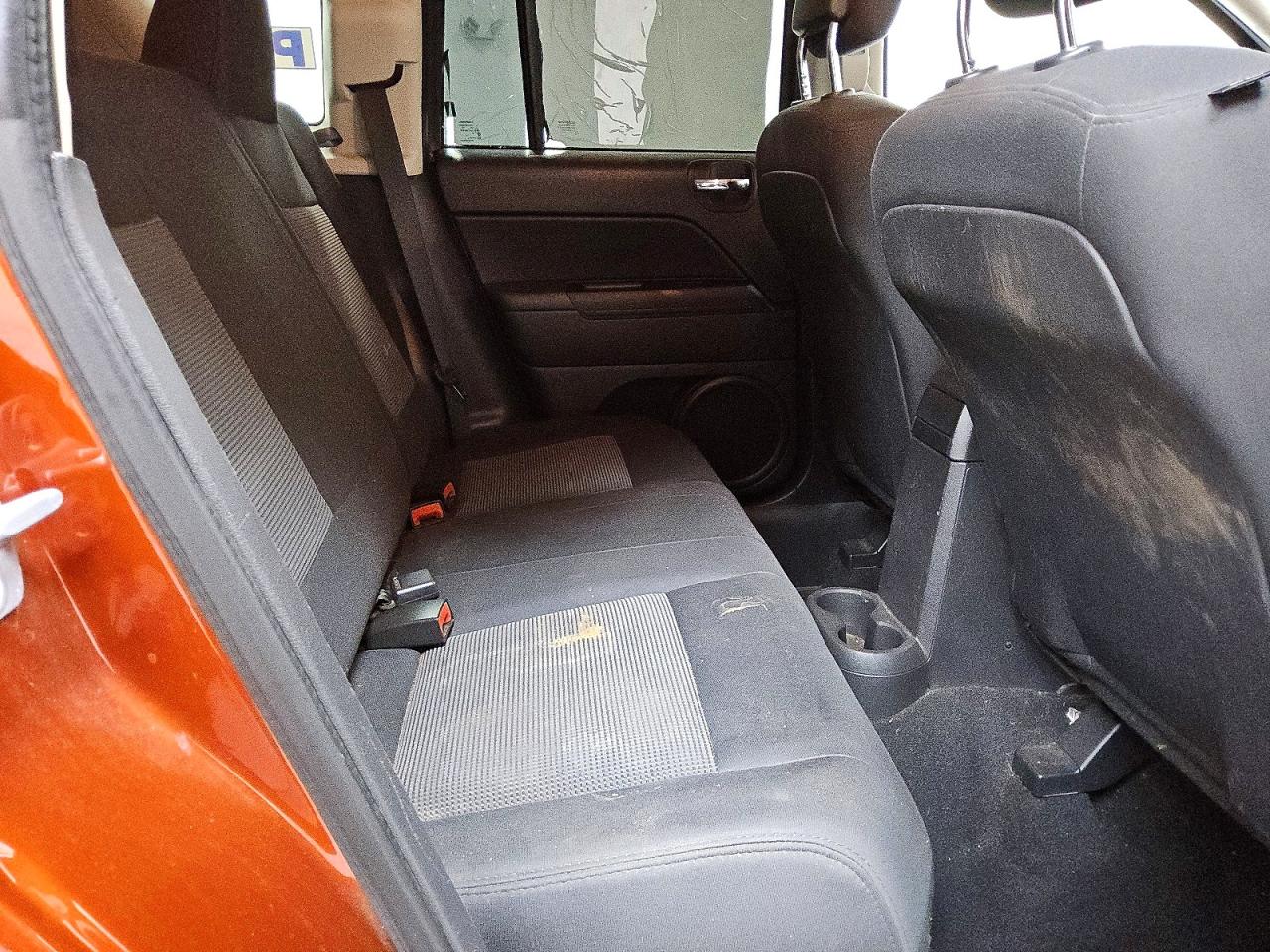 2012 Jeep Compass Sport Orange vin: 1C4NJCBA8CD605892