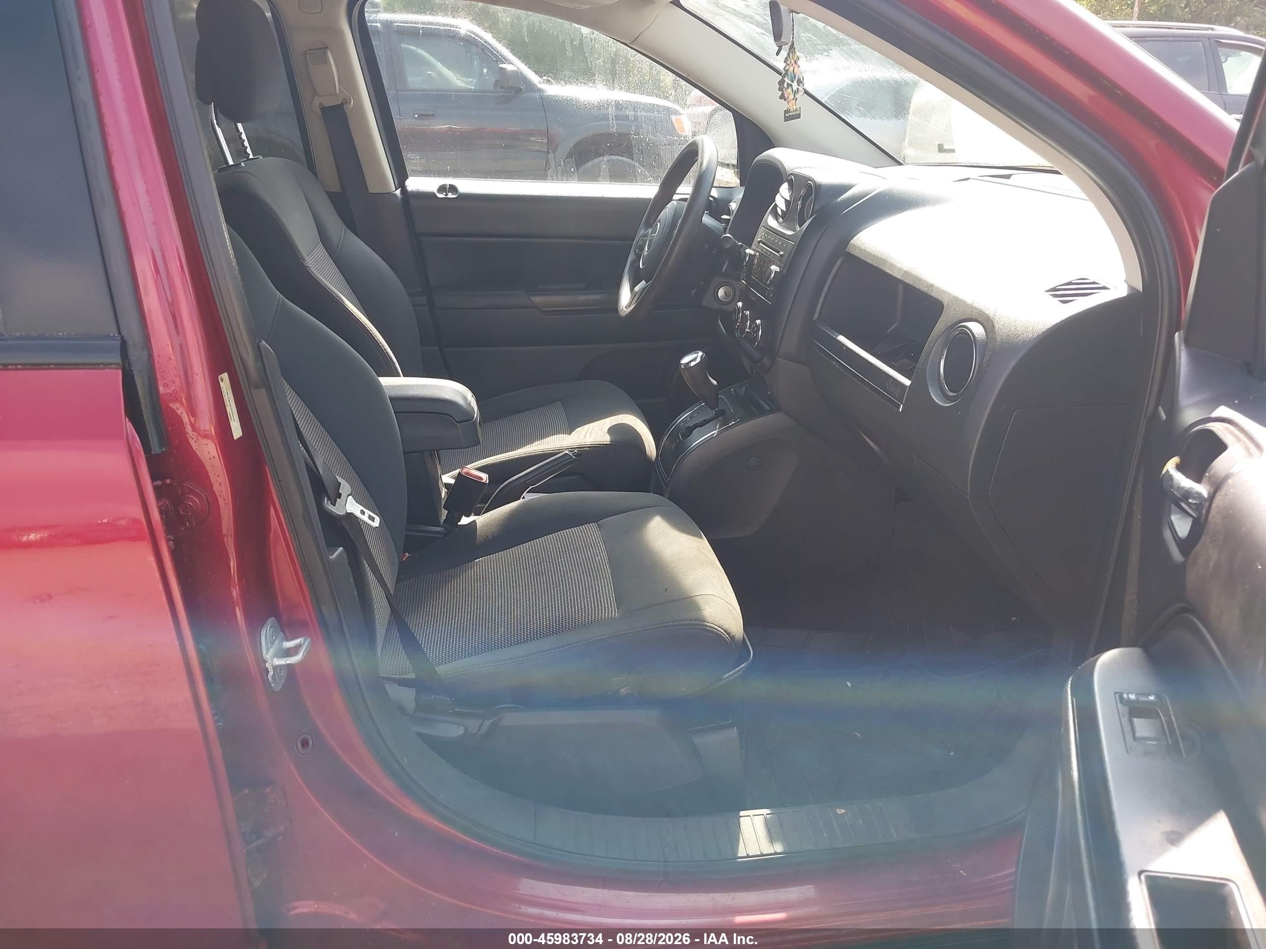 2012 Jeep Compass Sport Red vin: 1C4NJCBA8CD634244