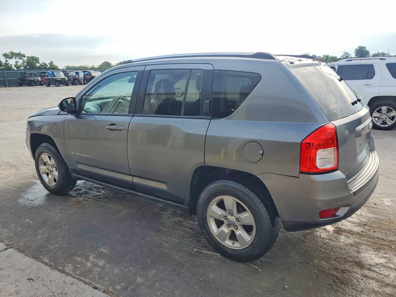 2013 Jeep Compass Sport Silver vin: 1C4NJCBA8DD115549