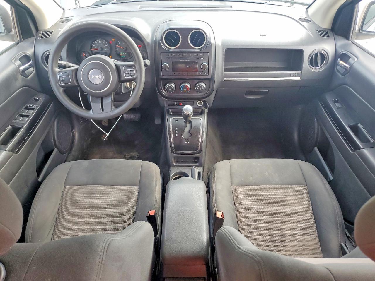 2013 Jeep Compass Sport Silver vin: 1C4NJCBA8DD115549