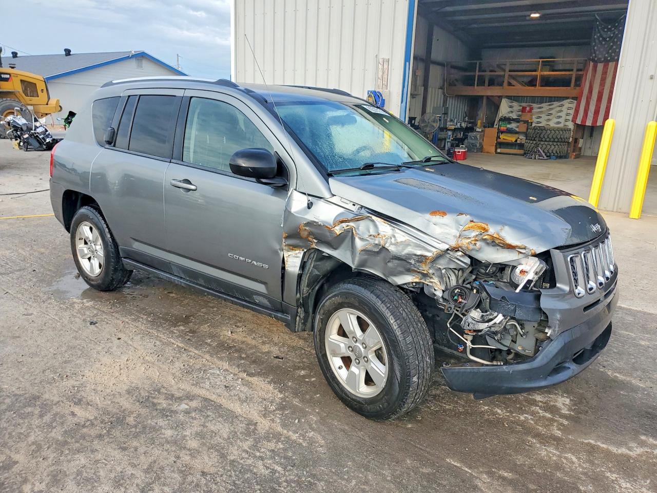 2013 Jeep Compass Sport Silver vin: 1C4NJCBA8DD115549