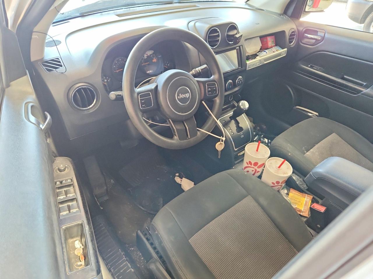 2014 Jeep Compass Sport White vin: 1C4NJCBA8ED779108