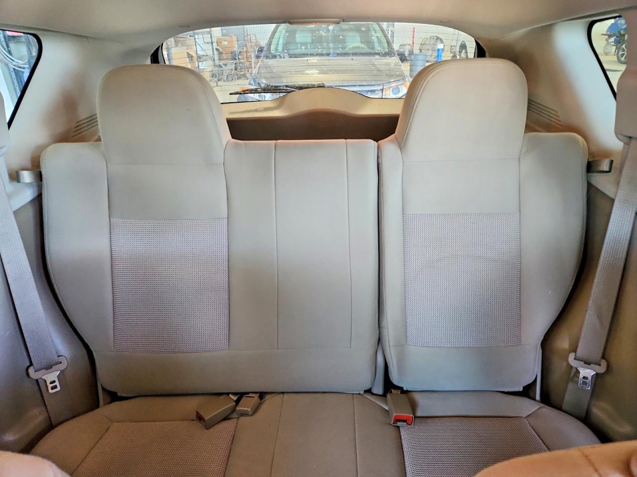 2014 Jeep Compass Sport White vin: 1C4NJCBA8ED790223