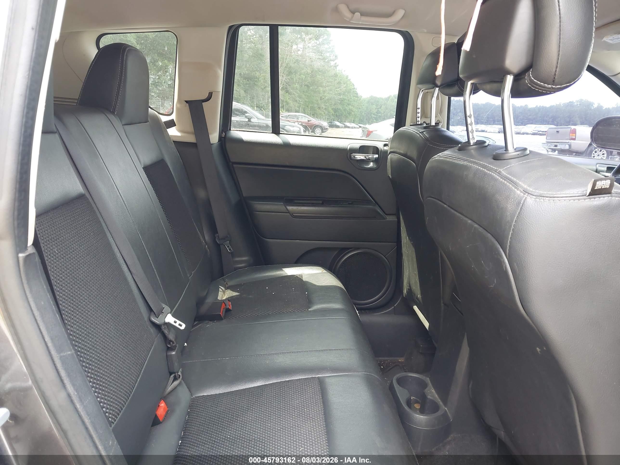 2015 Jeep Compass Altitude Edition Gray vin: 1C4NJCBA8FD171655