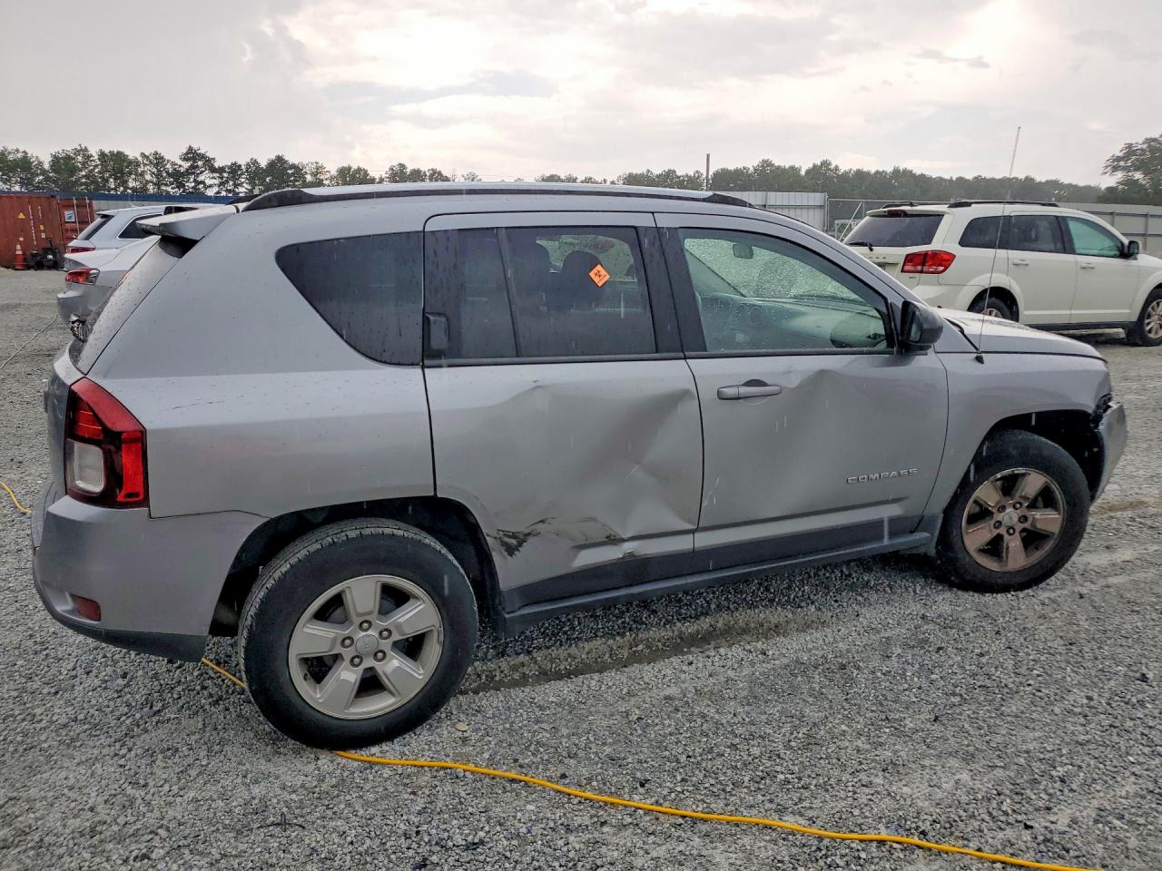 2015 Jeep Compass Sport Silver vin: 1C4NJCBA8FD198046