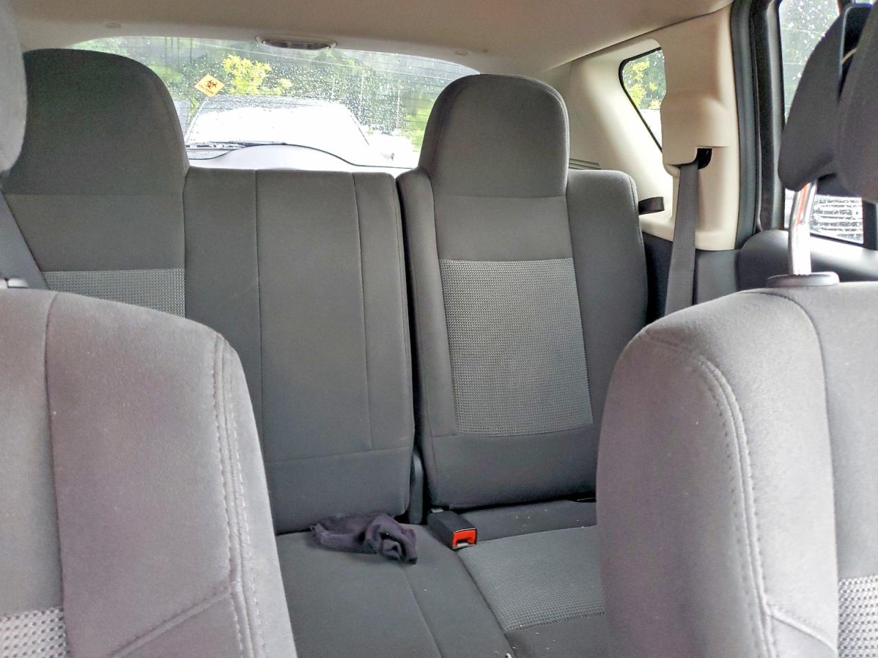 2015 Jeep Compass Sport Silver vin: 1C4NJCBA8FD198046