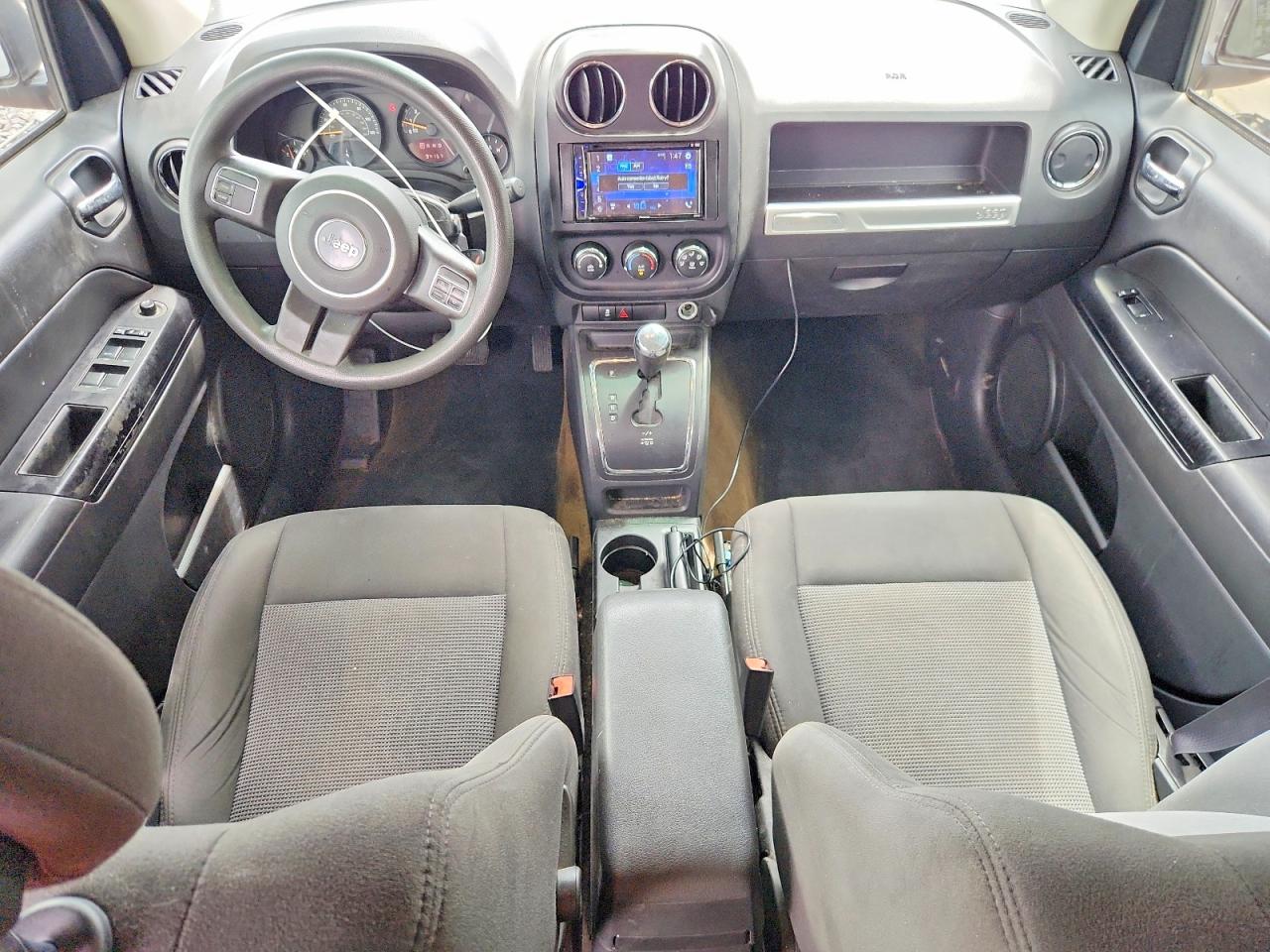 2016 Jeep Compass Sport Gray vin: 1C4NJCBA8GD611794