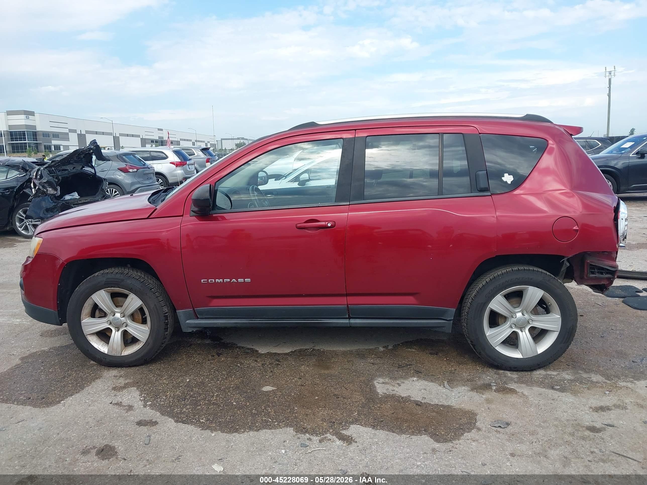 2012 Jeep Compass Sport Red vin: 1C4NJCBA9CD579223
