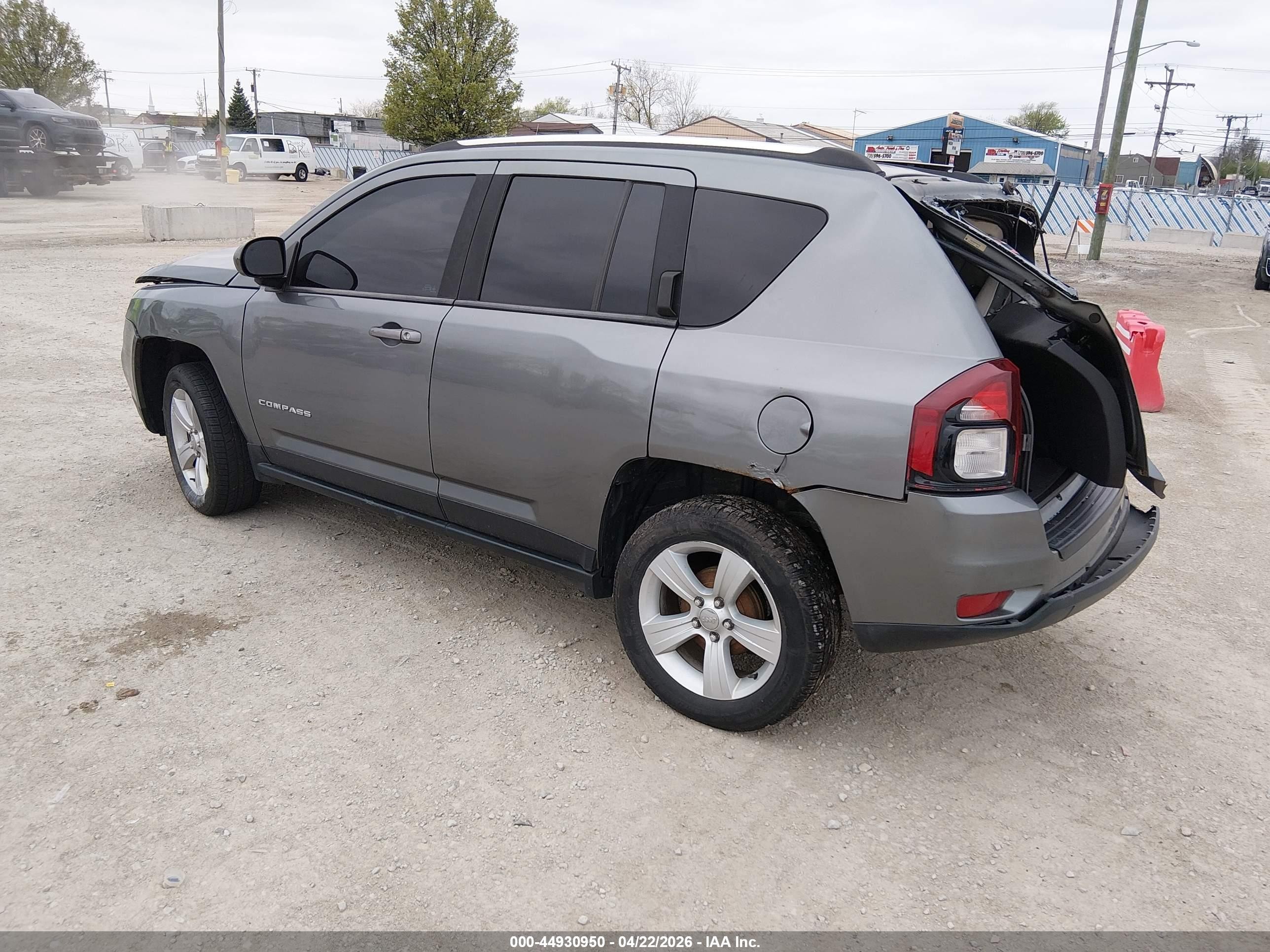 2014 Jeep Compass Sport Silver vin: 1C4NJCBA9ED547956