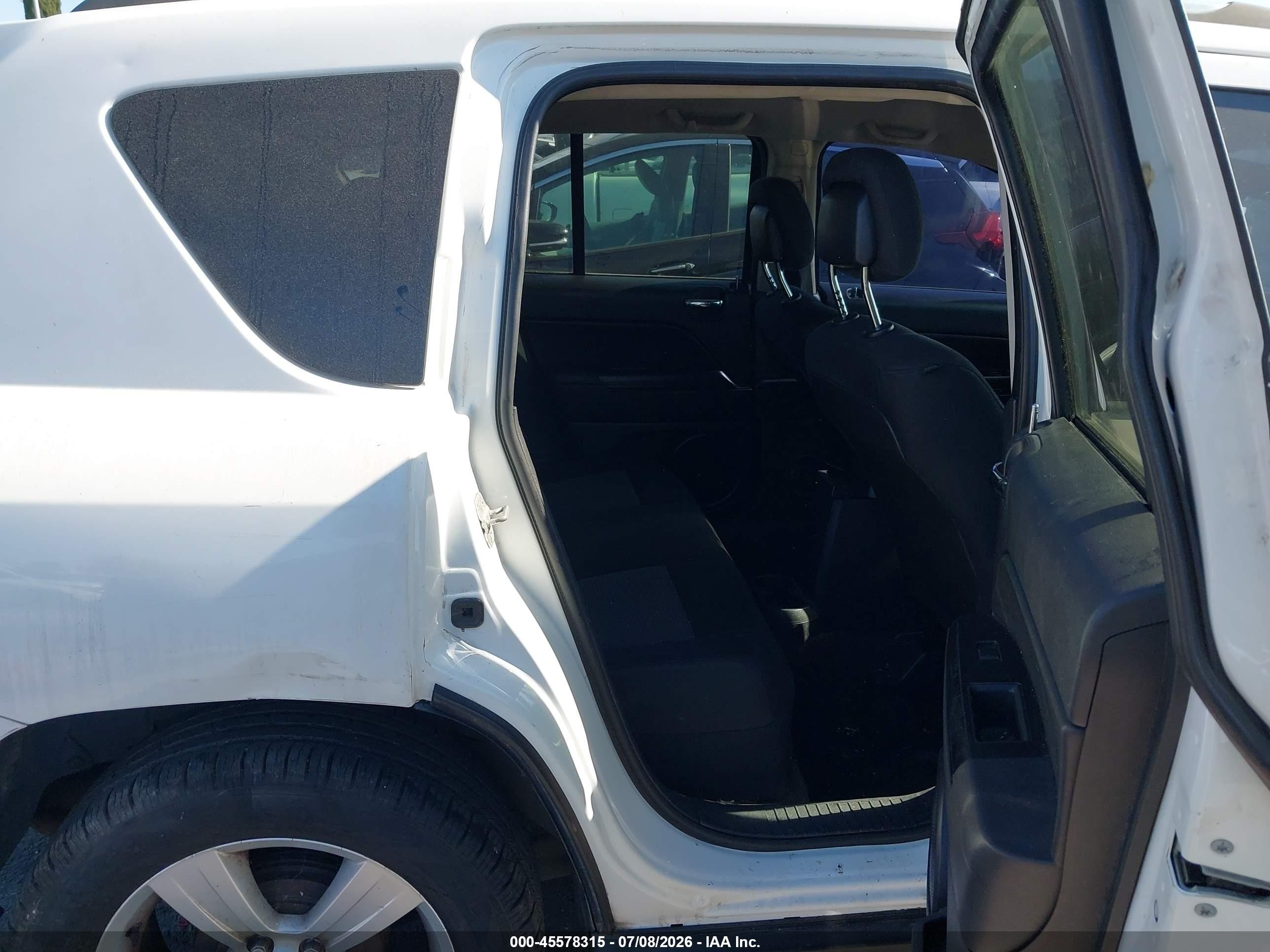 2014 Jeep Compass Sport Белый vin: 1C4NJCBA9ED651699