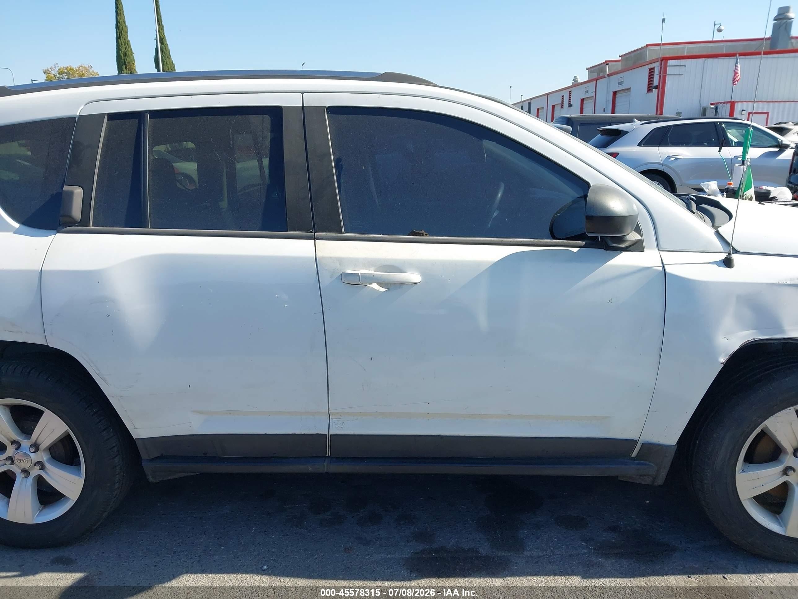 2014 Jeep Compass Sport Белый vin: 1C4NJCBA9ED651699