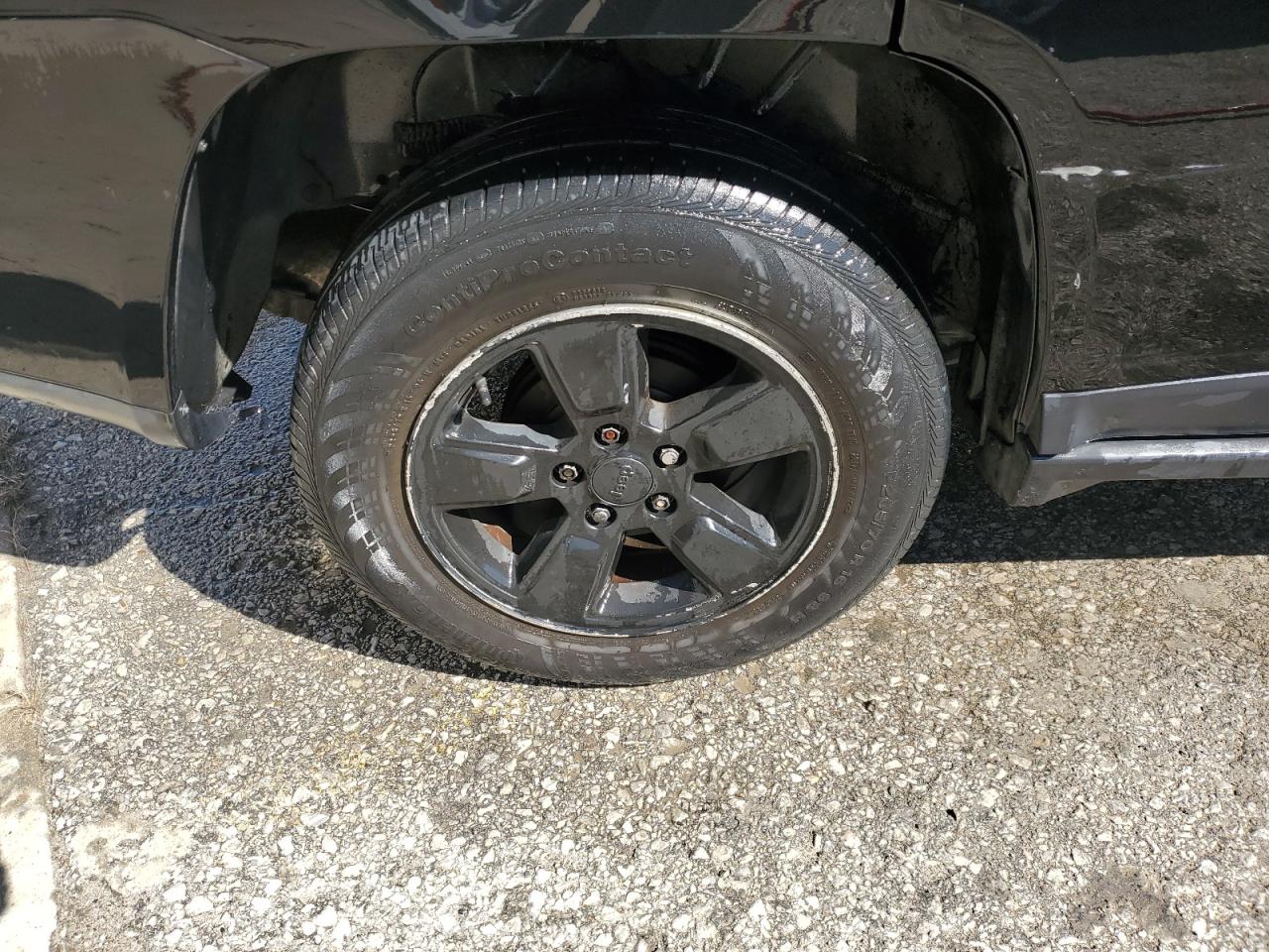 2014 Jeep Compass Sport Black vin: 1C4NJCBA9ED844810 Damage: Right Rear Wheel, Curb Rash, > 12 Inches