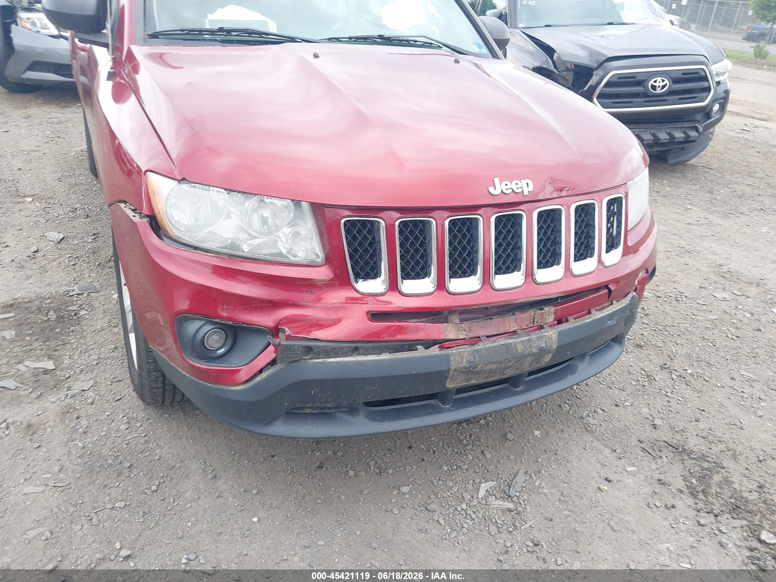 2012 Jeep Compass Sport Red vin: 1C4NJCBAXCD579912