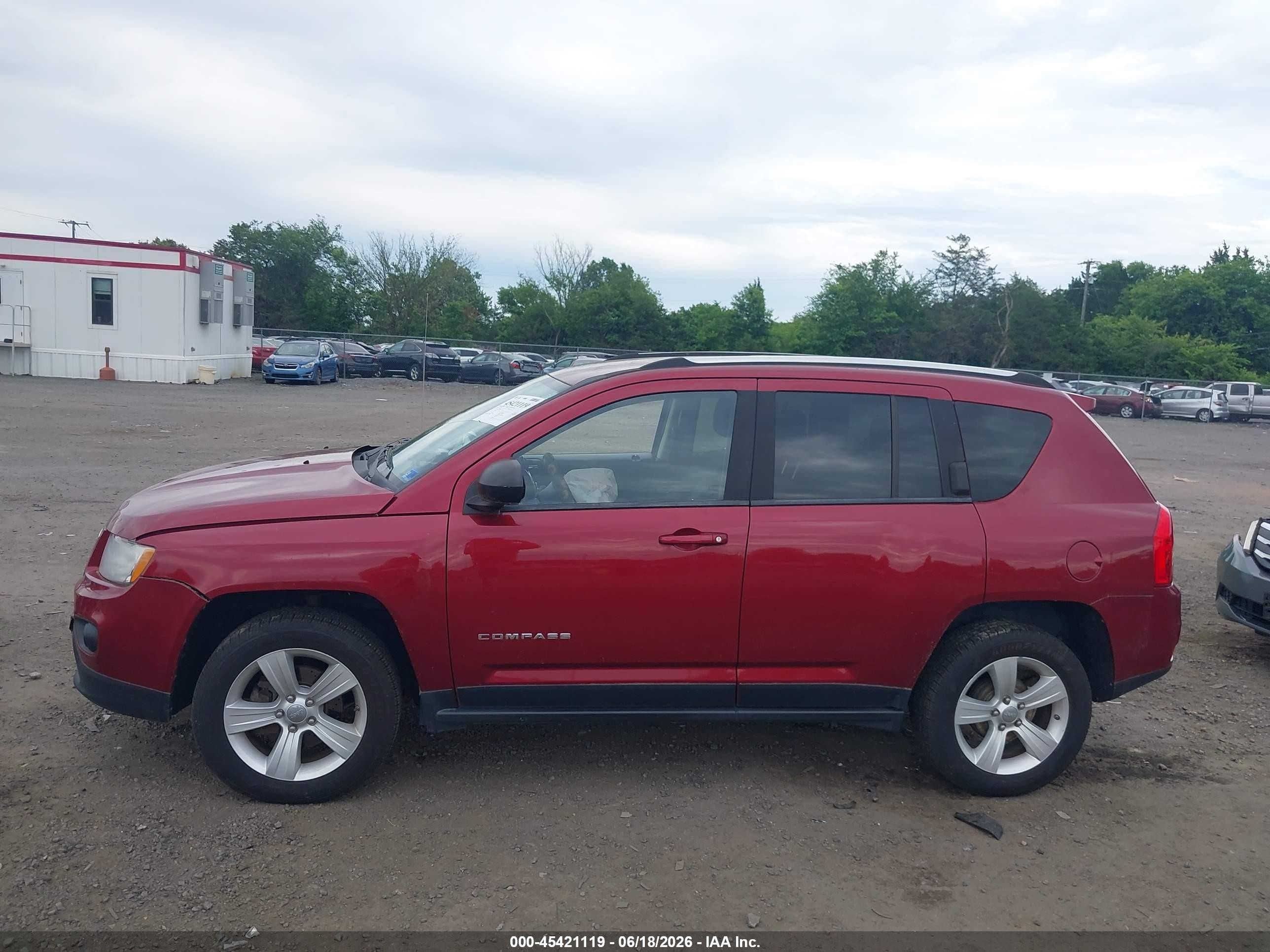 2012 Jeep Compass Sport Red vin: 1C4NJCBAXCD579912