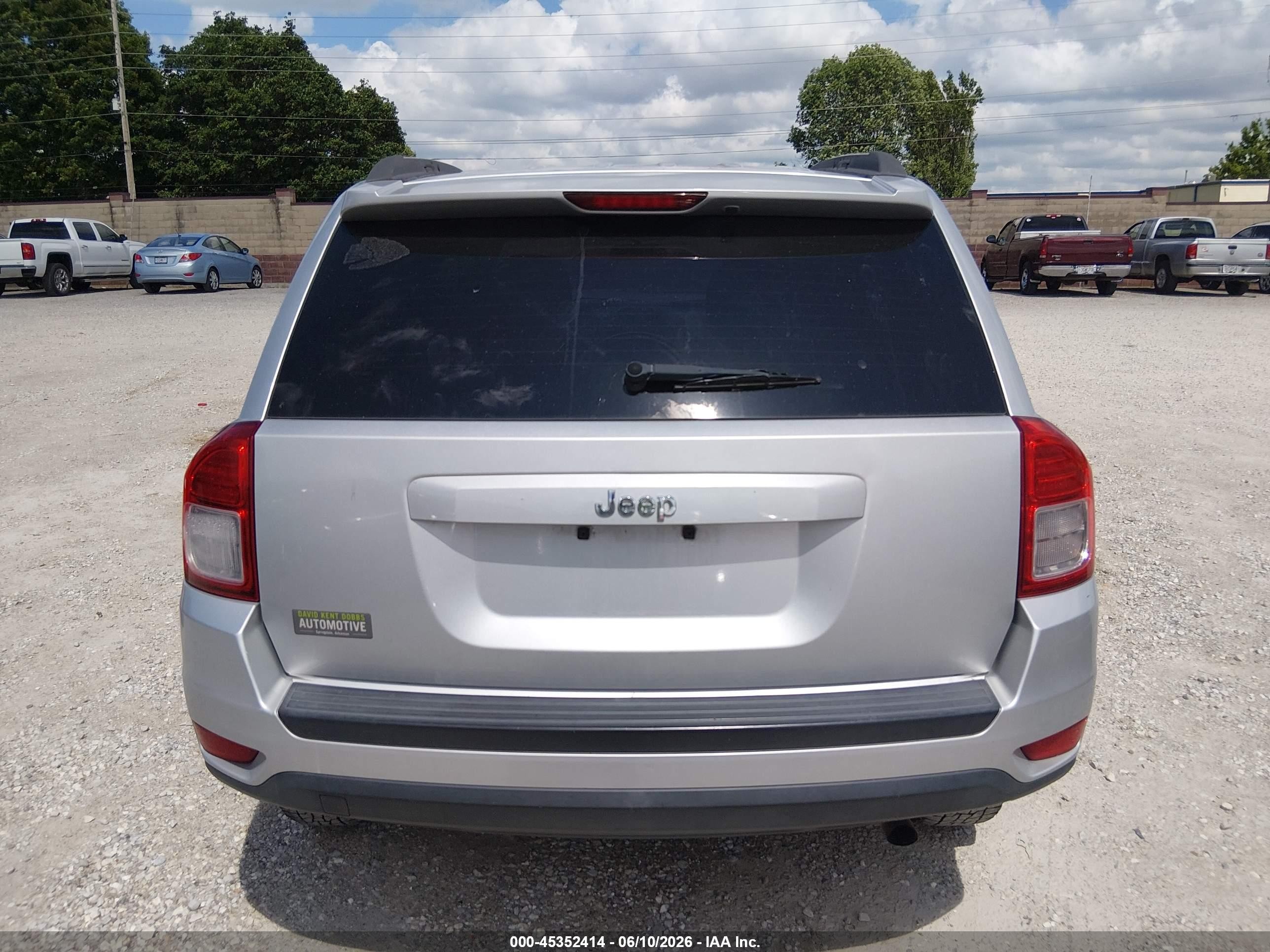 2013 Jeep Compass Sport Silver vin: 1C4NJCBAXDD245817