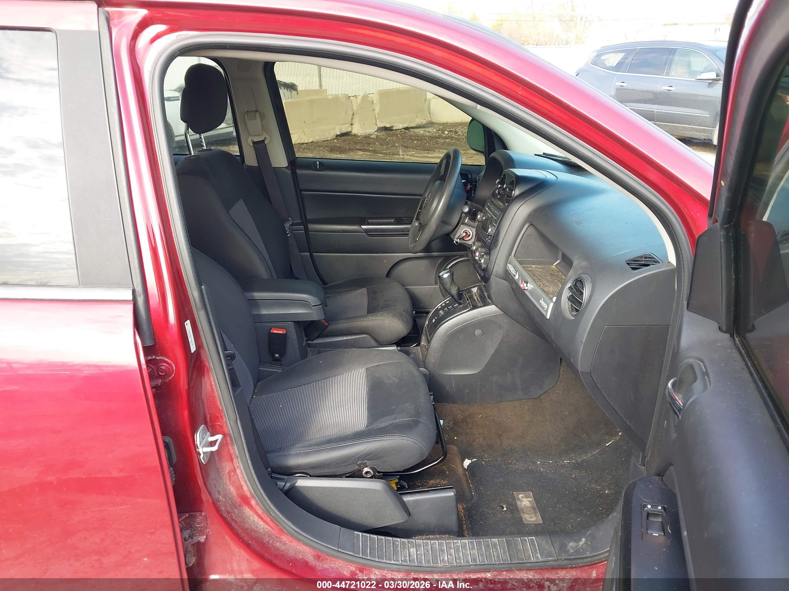 2014 Jeep Compass Sport Red vin: 1C4NJCBAXED508745