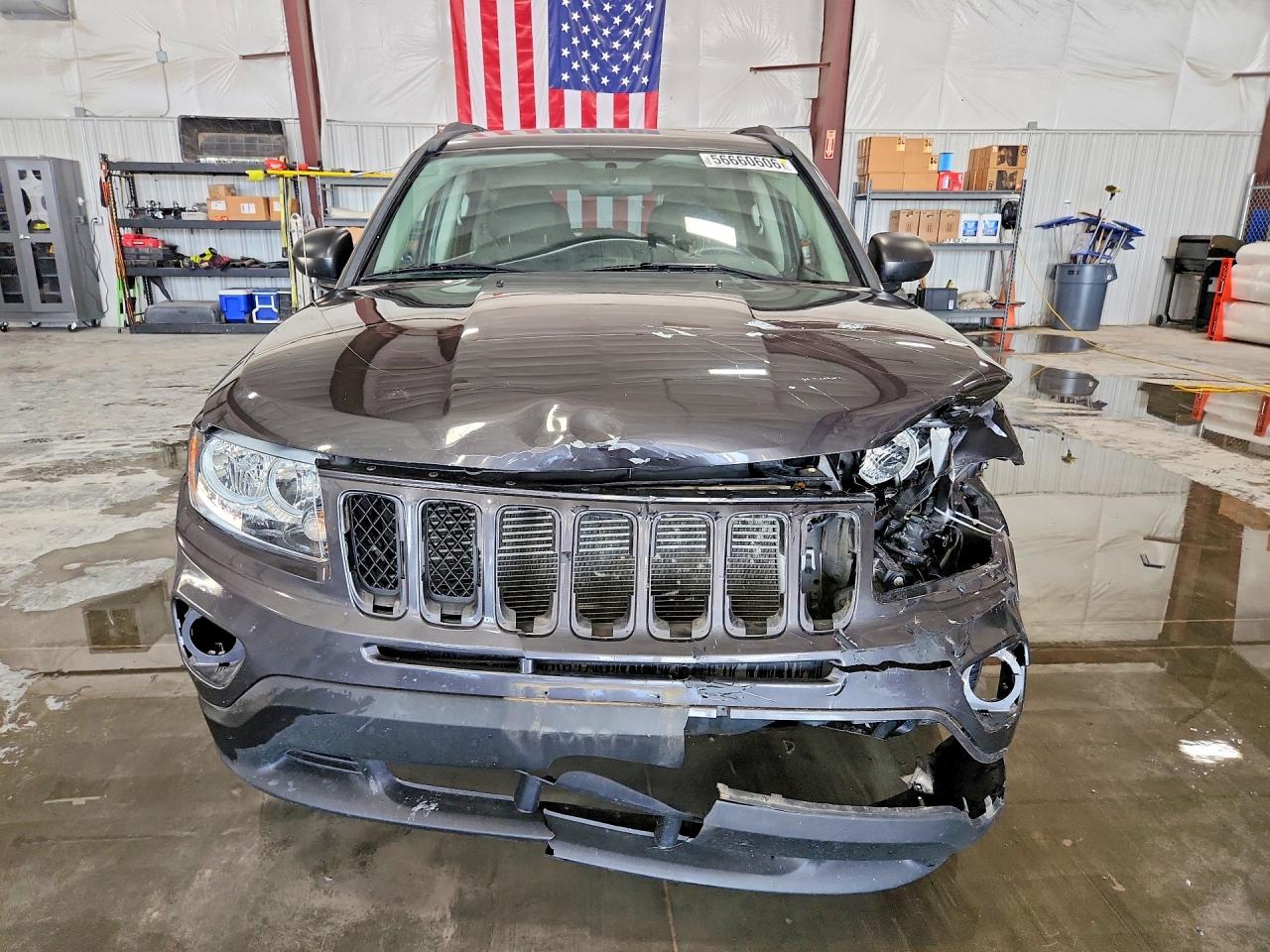 2014 Jeep Compass Sport Gray vin: 1C4NJCBAXED789185