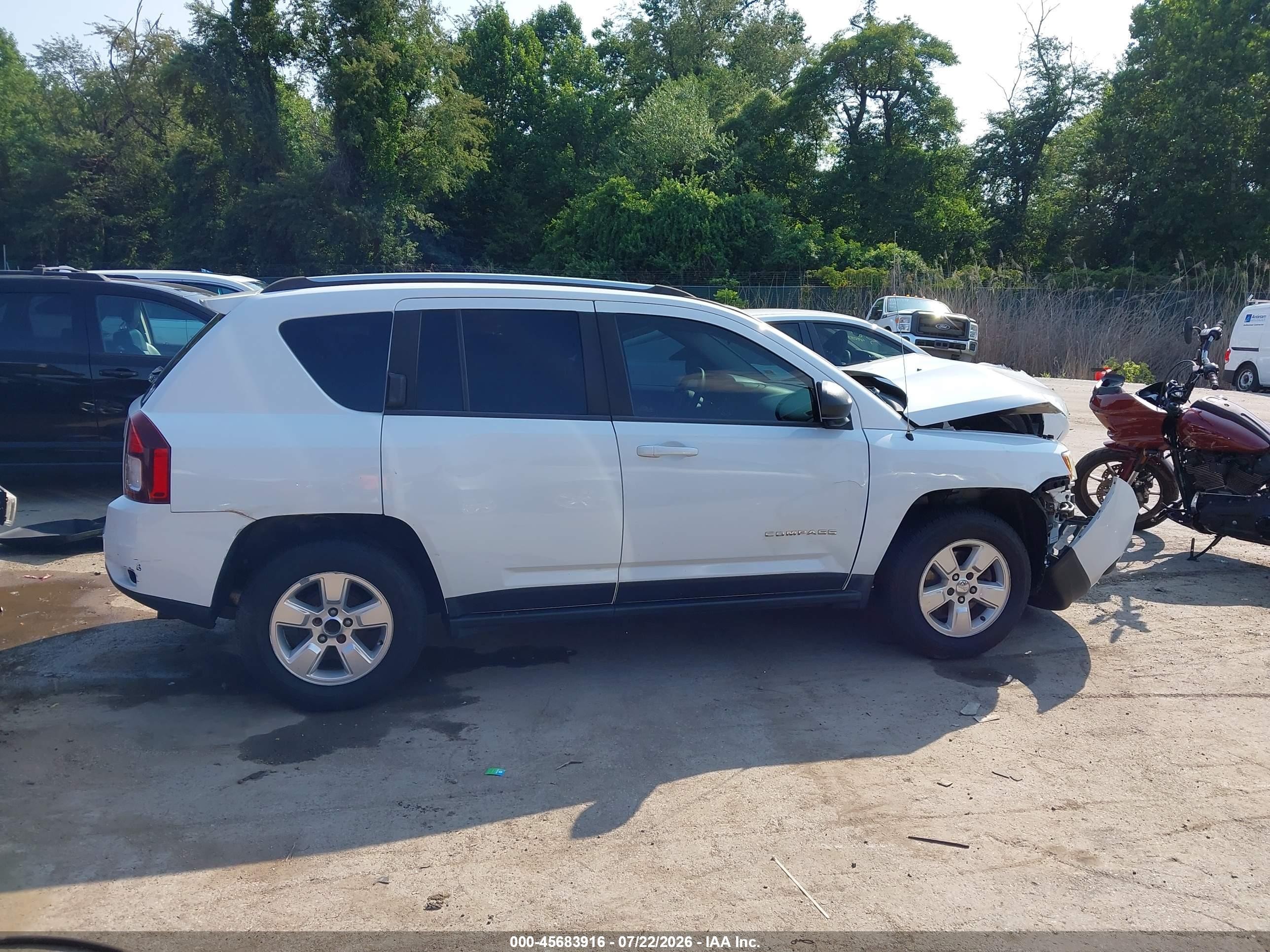 2014 Jeep Compass Sport Белый vin: 1C4NJCBAXED844735