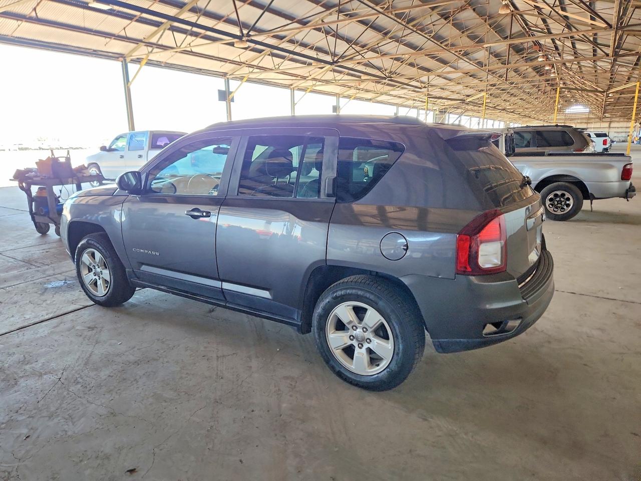 2015 Jeep Compass Sport Gray vin: 1C4NJCBAXFD250387