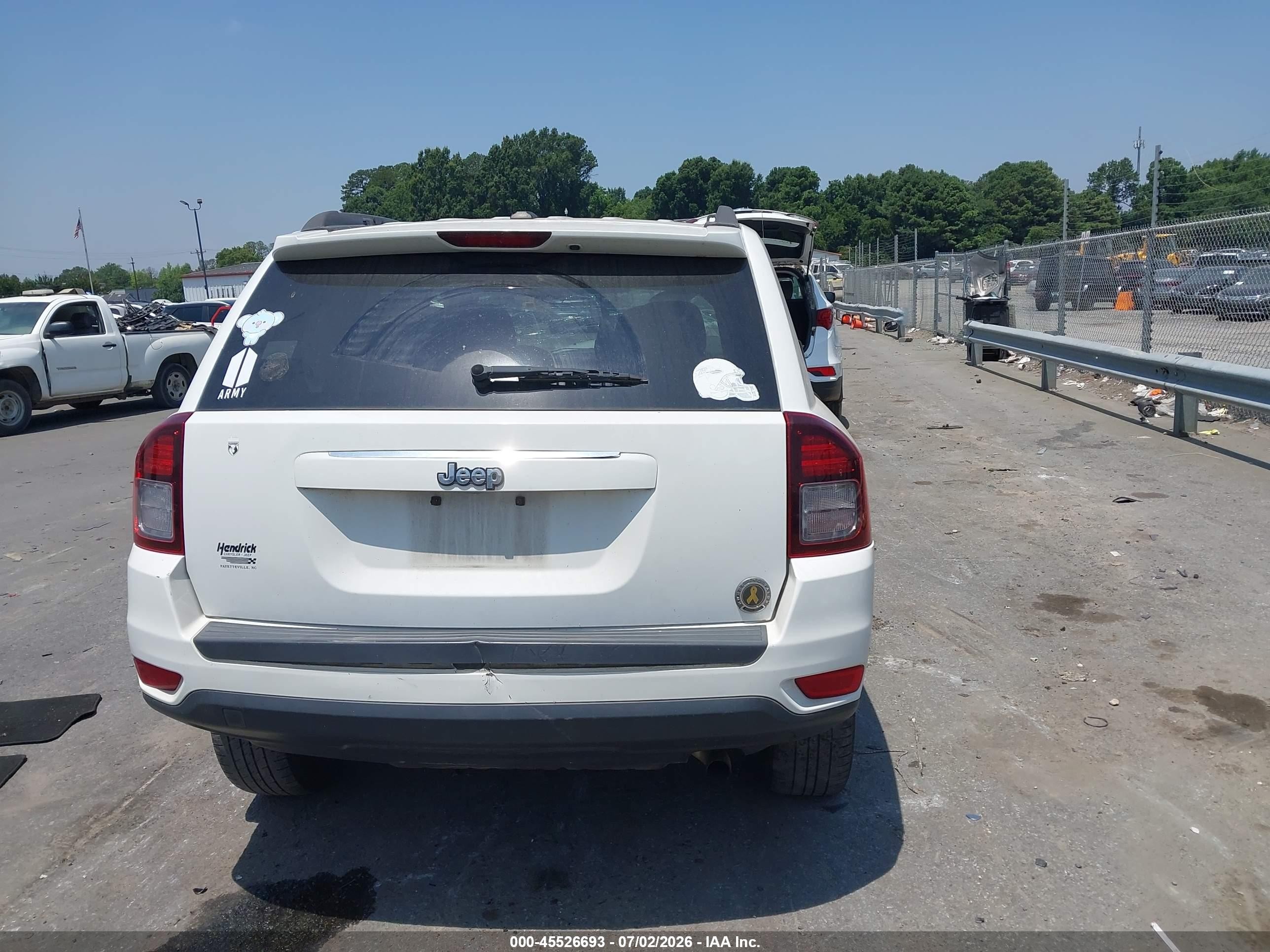 2014 Jeep Compass Sport White vin: 1C4NJCBB0ED511047