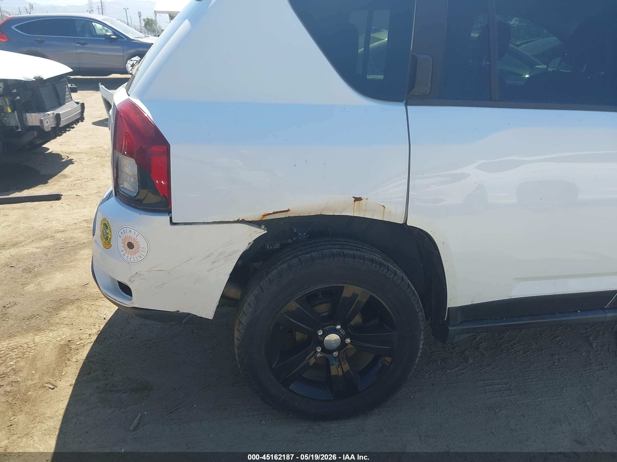 2014 Jeep Compass Sport White vin: 1C4NJCBB0ED601671