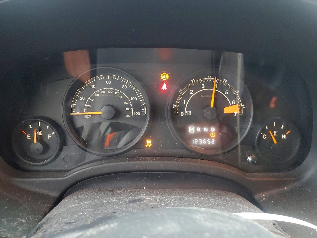 2014 Jeep Compass Sport Gray vin: 1C4NJCBB0ED740201