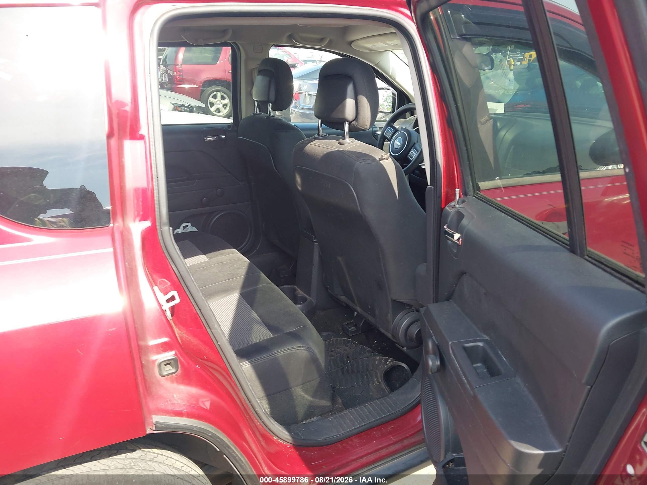 2014 Jeep Compass Sport Red vin: 1C4NJCBB1ED582063
