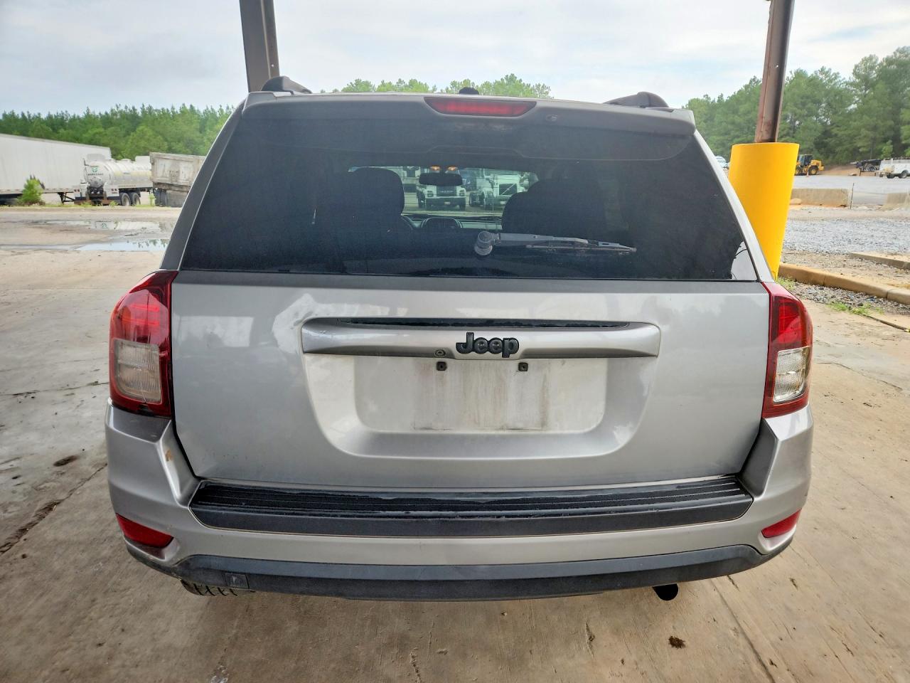 2014 Jeep Compass Sport Silver vin: 1C4NJCBB1ED754513