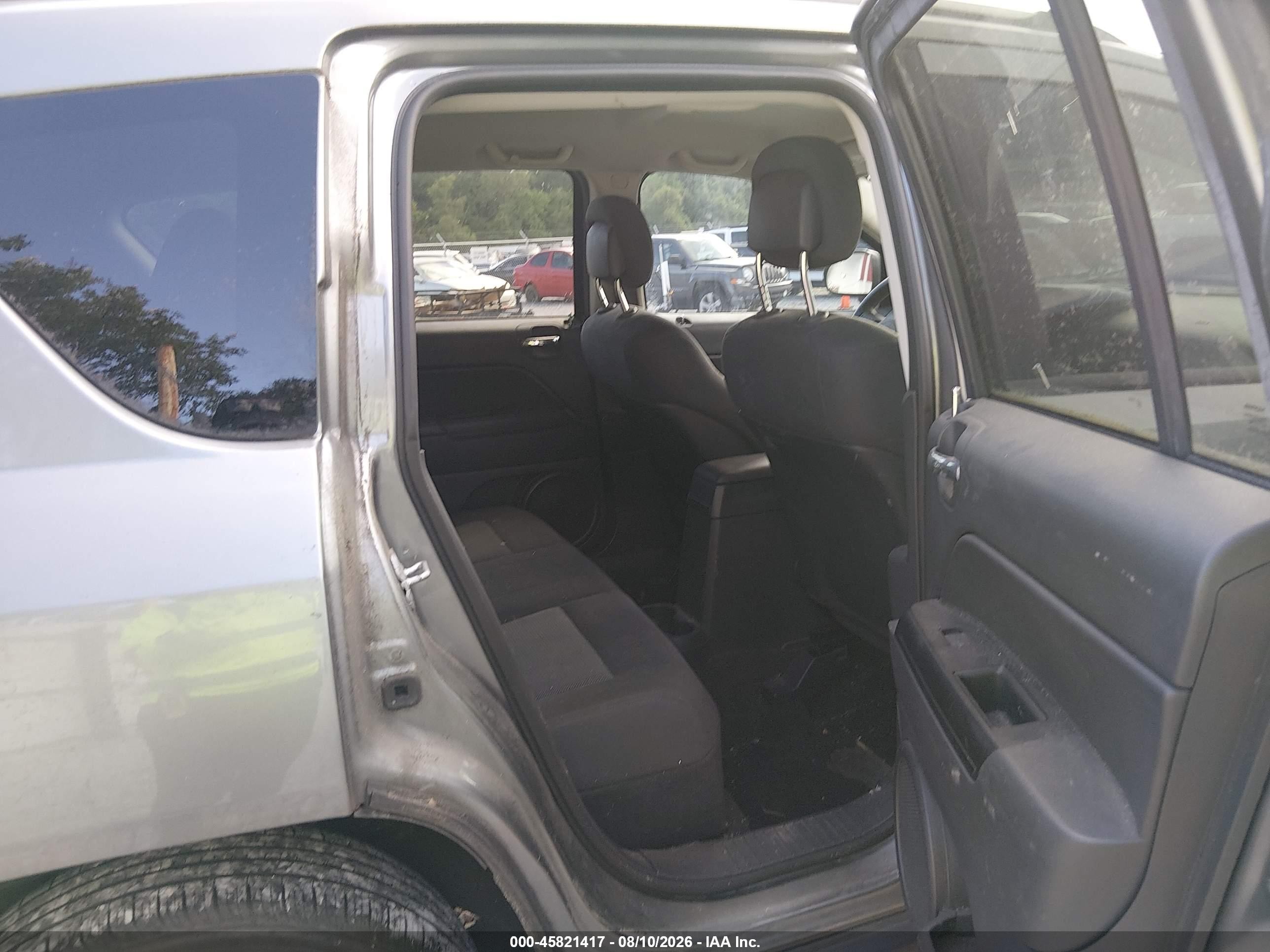 2013 Jeep Compass Sport Gray vin: 1C4NJCBB2DD208186
