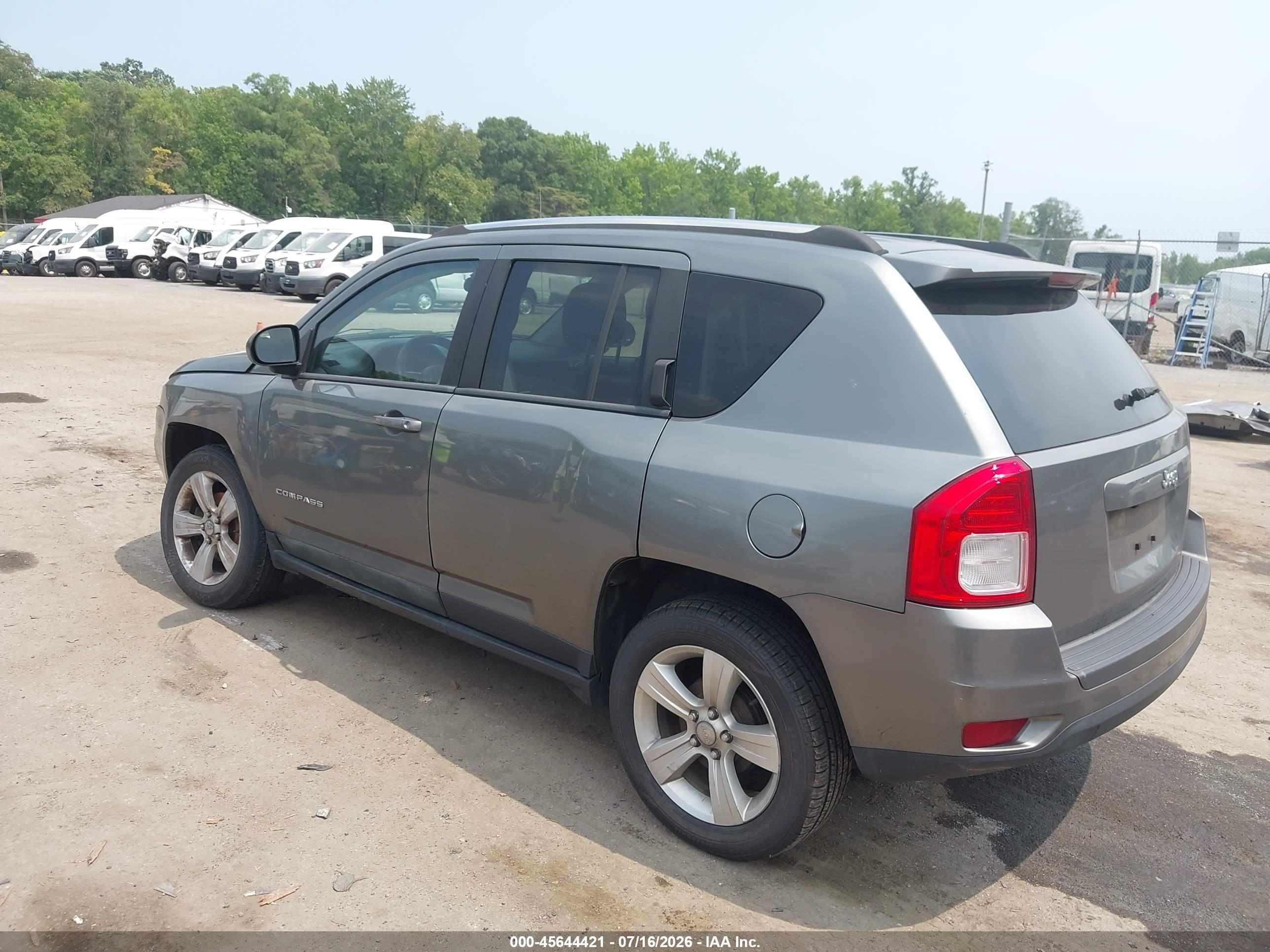 2013 Jeep Compass Sport Gray vin: 1C4NJCBB3DD225630