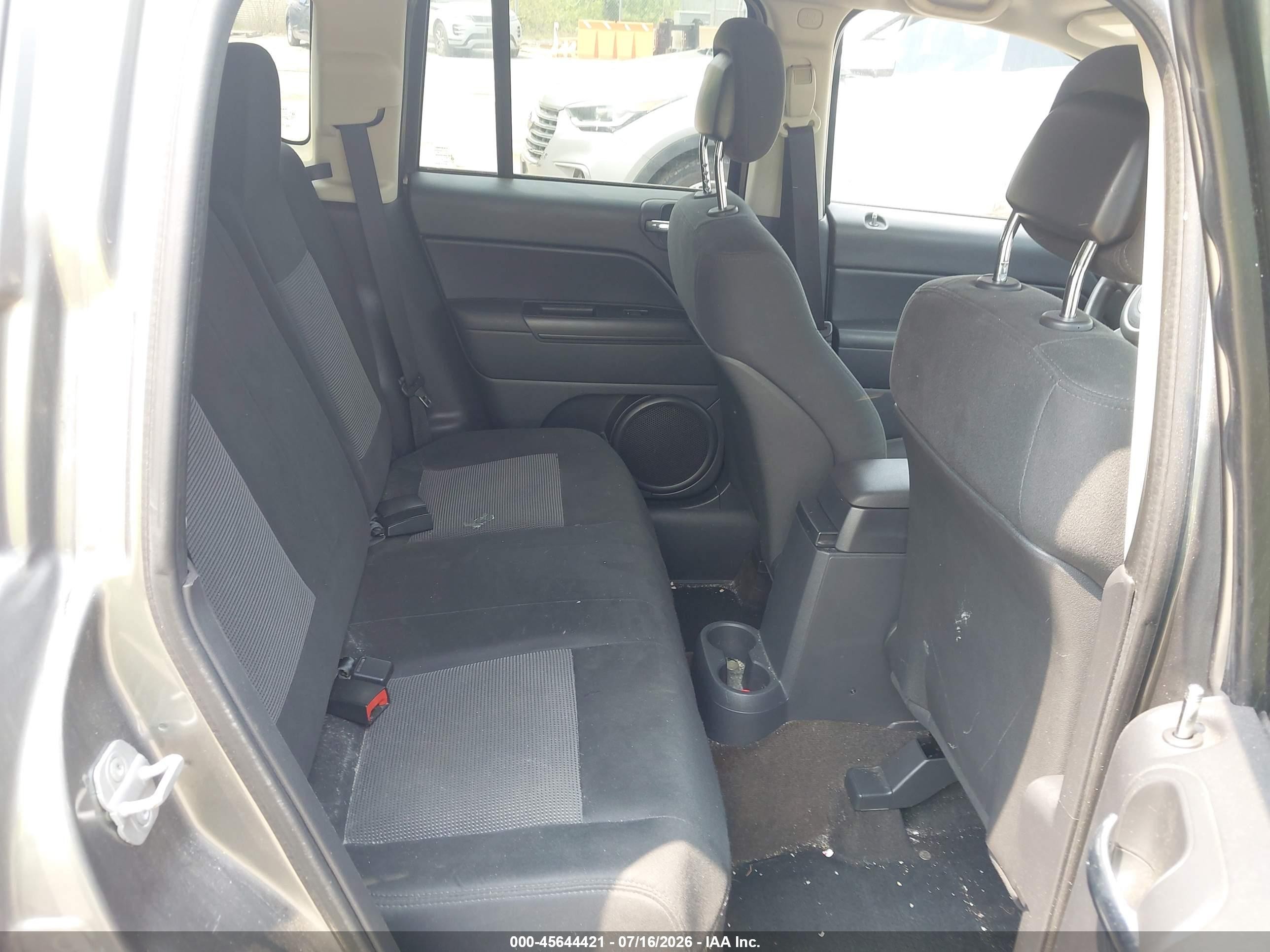 2013 Jeep Compass Sport Gray vin: 1C4NJCBB3DD225630
